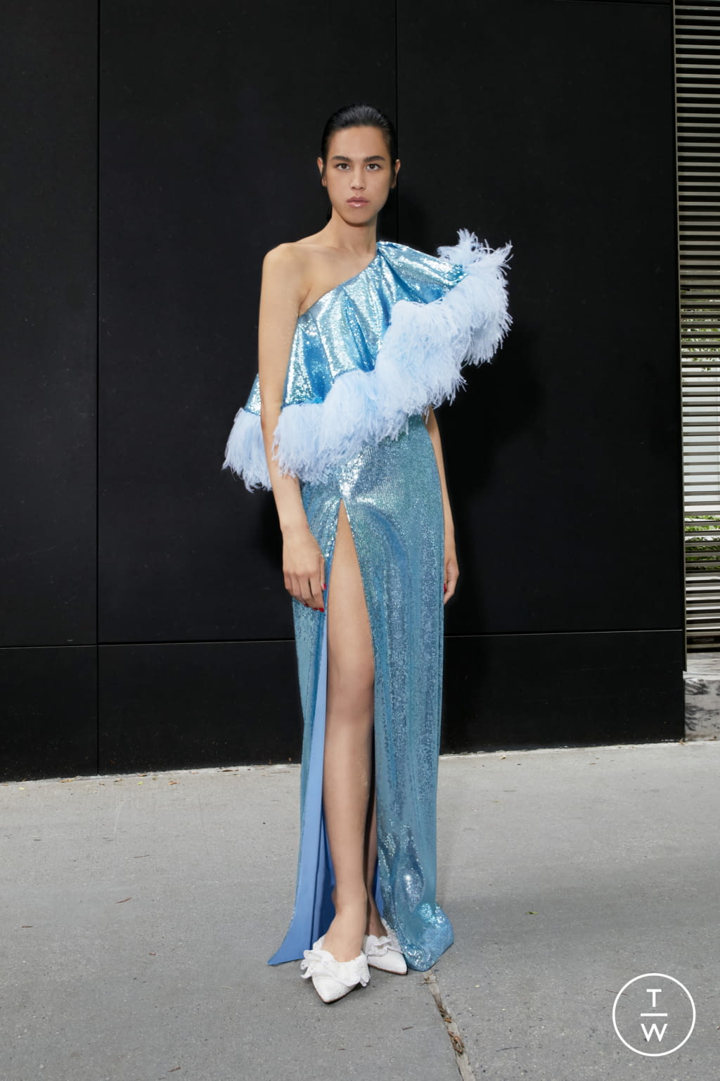 Fashion Week New York Resort 2020 look 16 from the Prabal Gurung collection 女装