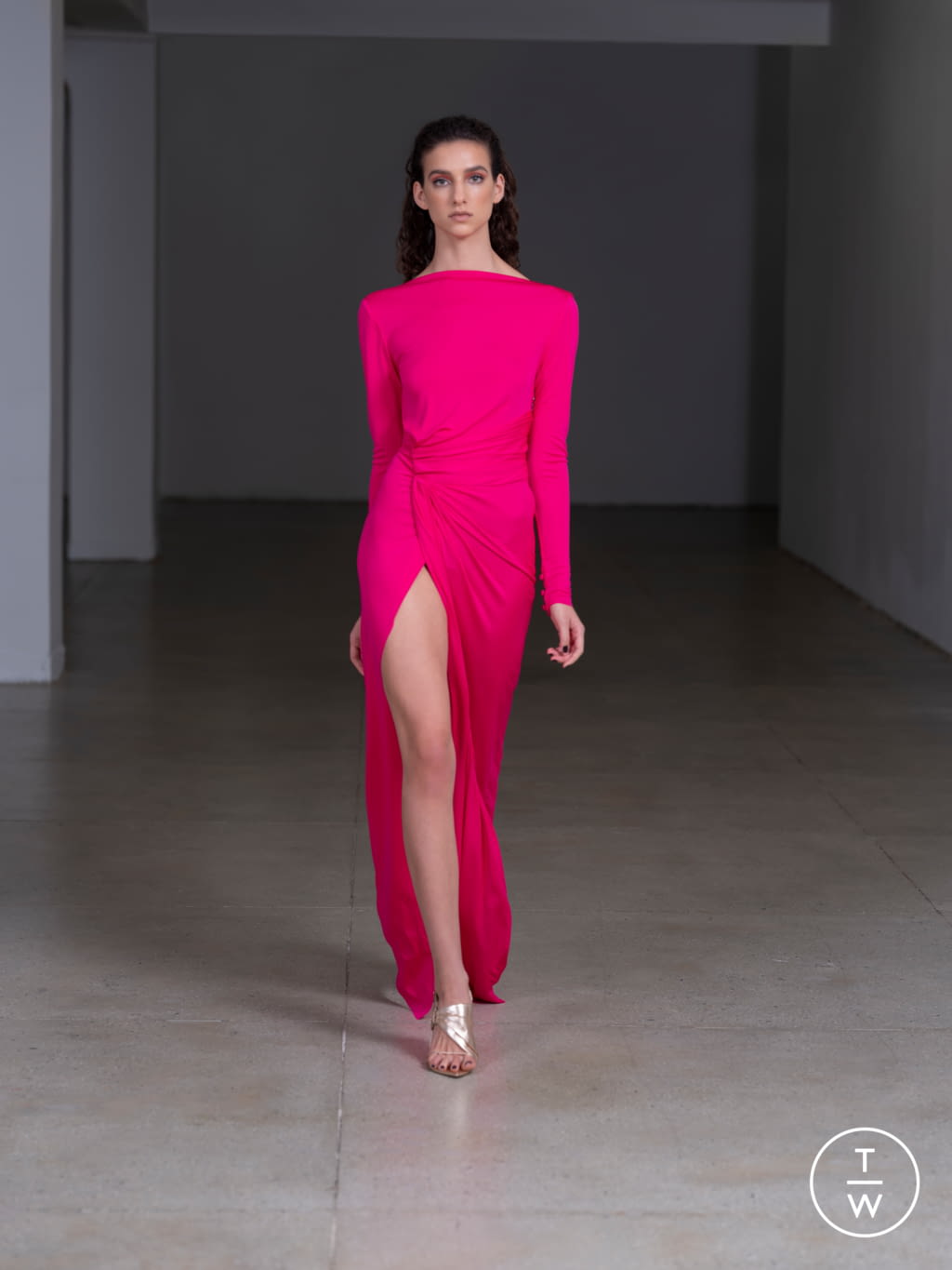 Fashion Week New York Pre-Fall 2020 look 16 from the Prabal Gurung collection womenswear