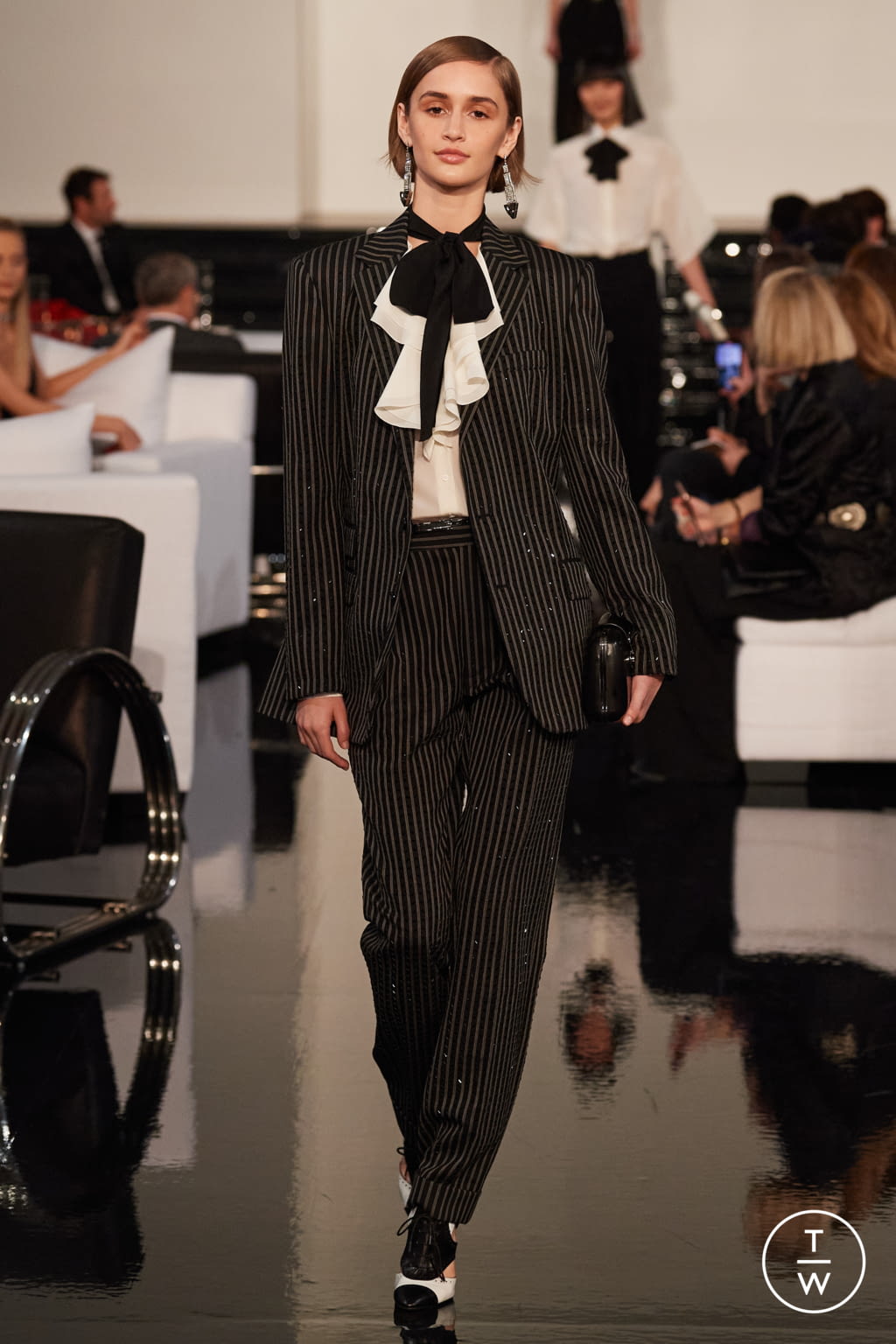 Fashion Week New York Fall/Winter 2022 look 17 de la collection Ralph Lauren womenswear