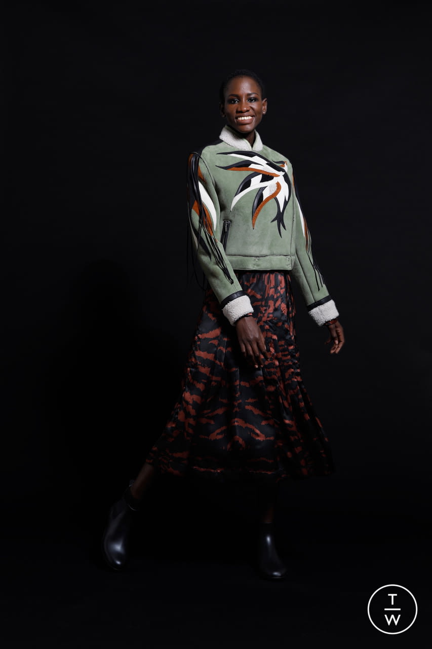 Fashion Week Paris Fall/Winter 2021 look 16 de la collection Mimi Liberté by Michel Klein womenswear