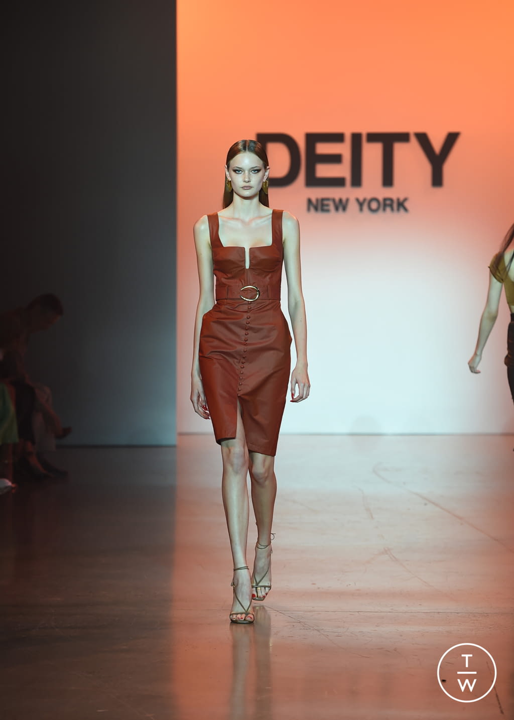 Fashion Week New York Spring/Summer 2022 look 17 from the Deity collection 女装