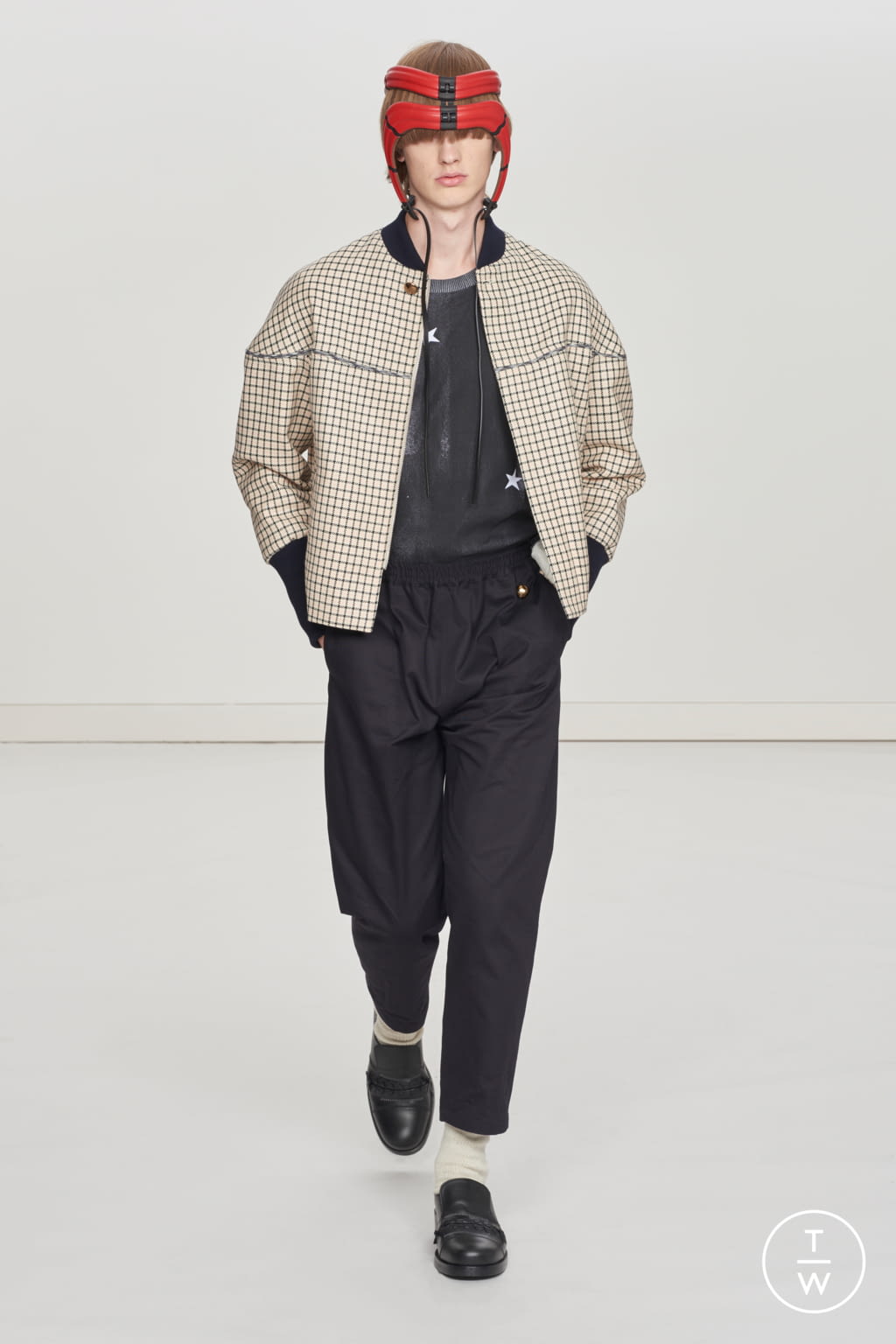Fashion Week London Spring/Summer 2021 look 18 from the Stefan Cooke collection menswear