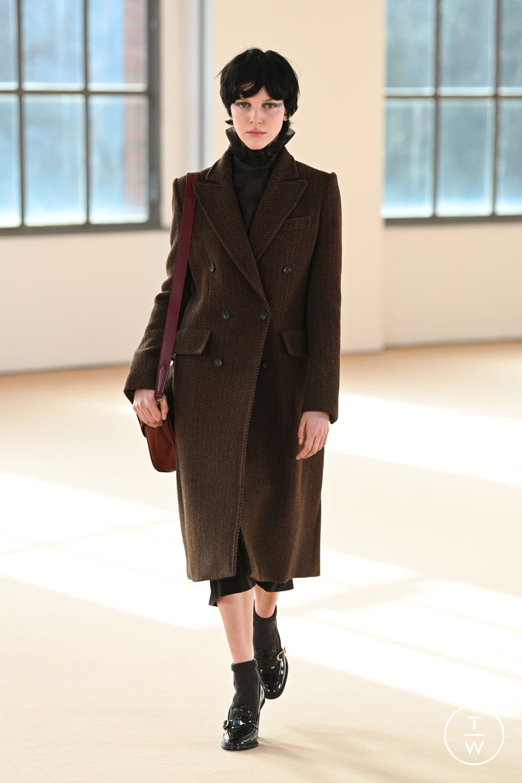 Fashion Week Milan Fall/Winter 2021 look 18 from the Max Mara collection 女装