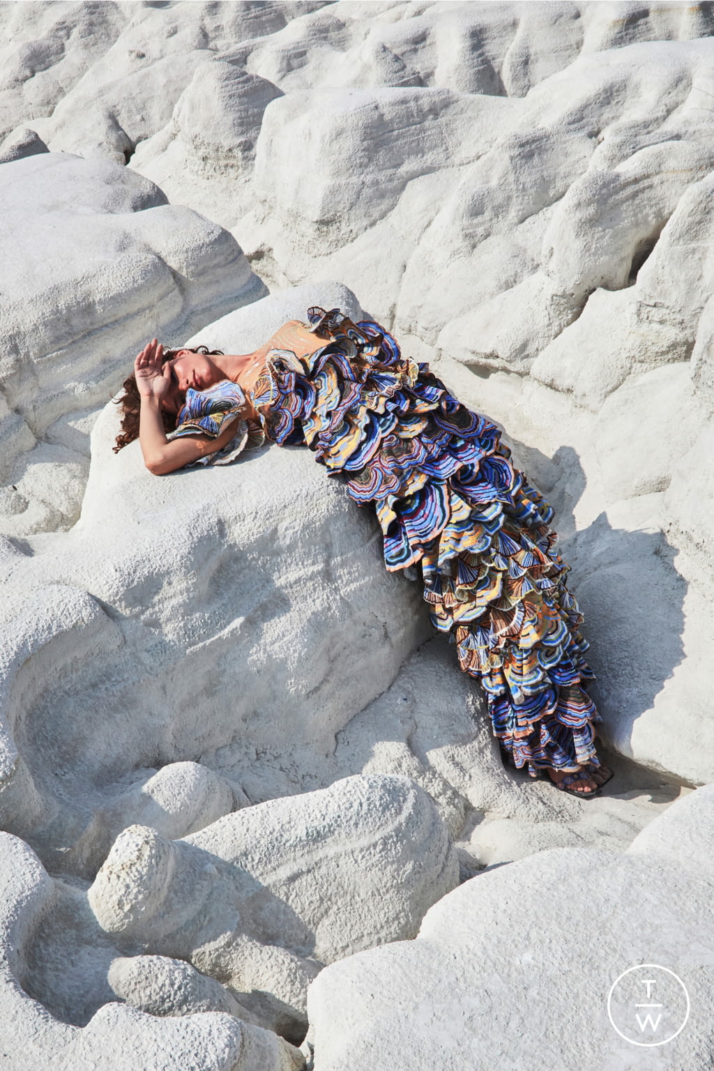 Fashion Week Paris Spring/Summer 2021 look 19 from the Rahul Mishra collection couture