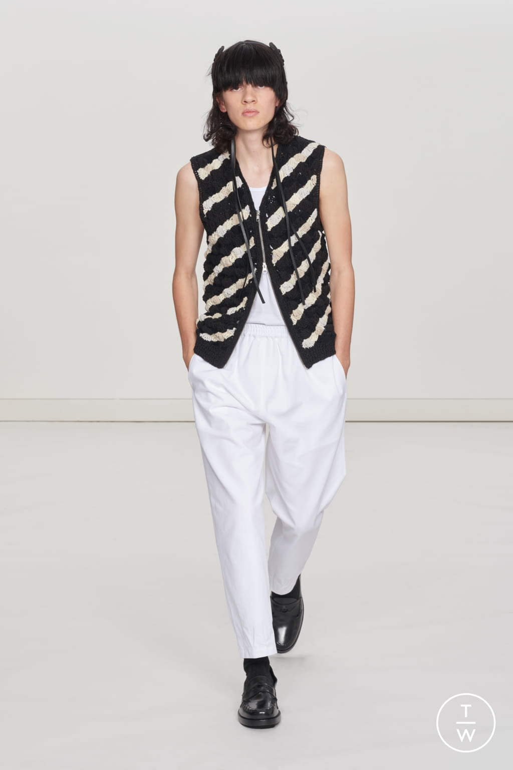 Fashion Week London Spring/Summer 2021 look 19 from the Stefan Cooke collection menswear