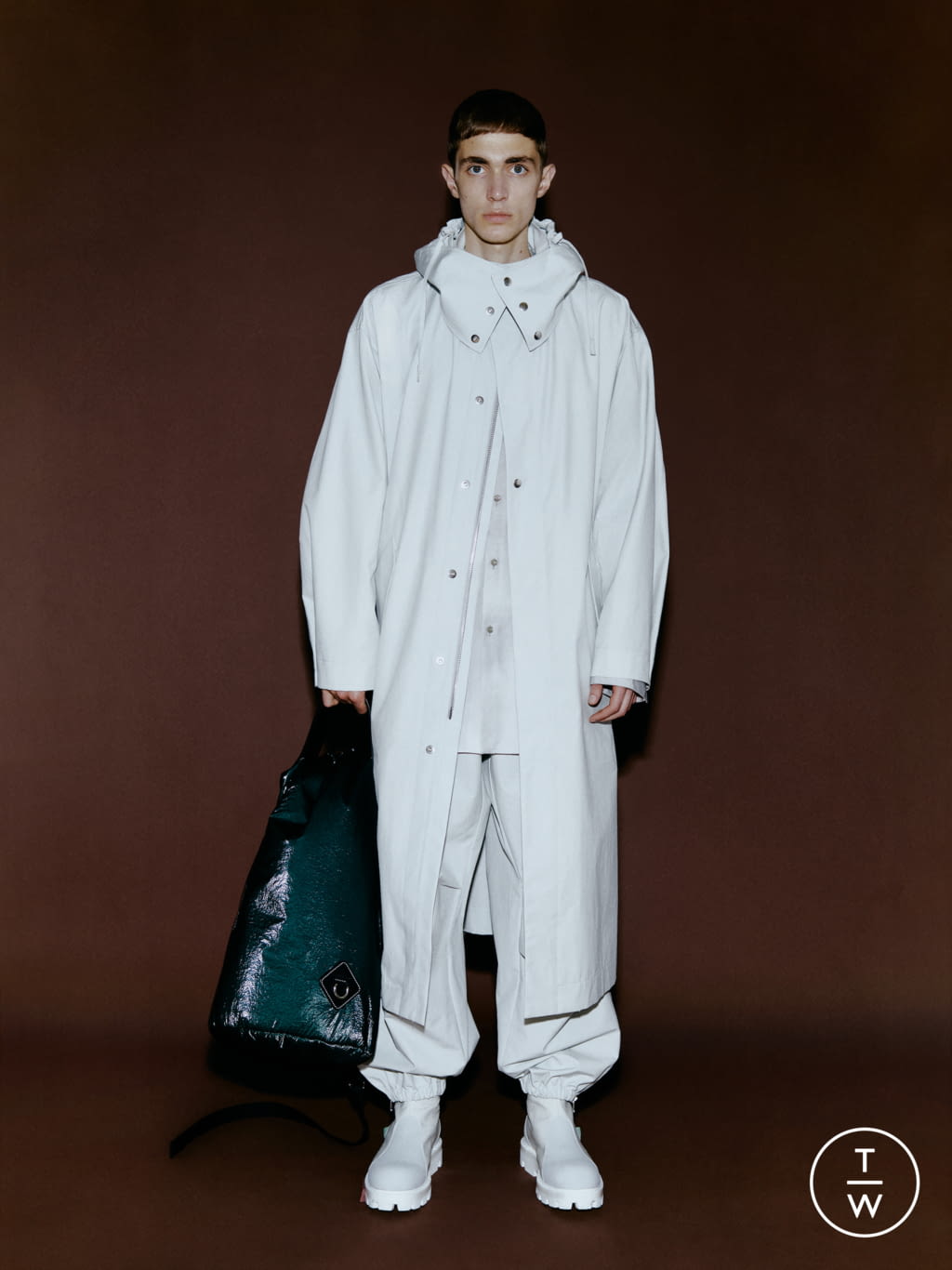 Fashion Week Paris Spring/Summer 2022 look 2 from the OAMC collection 男装