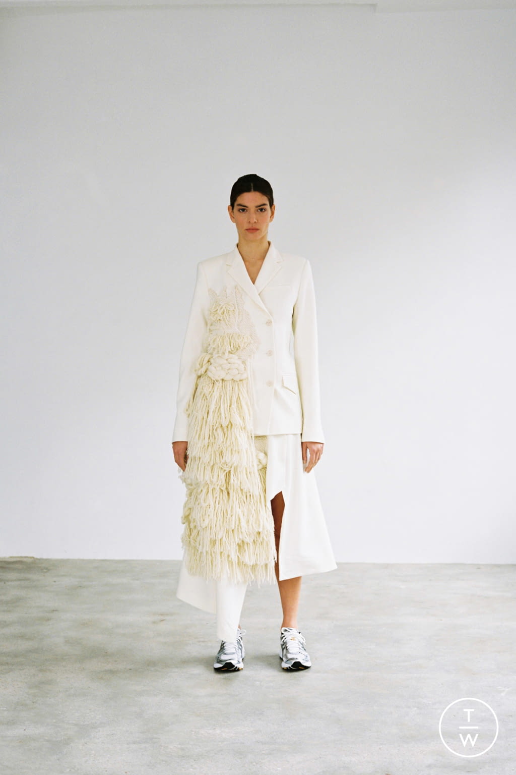 Fashion Week London Fall/Winter 2021 look 2 de la collection SONIA CARRASCO womenswear