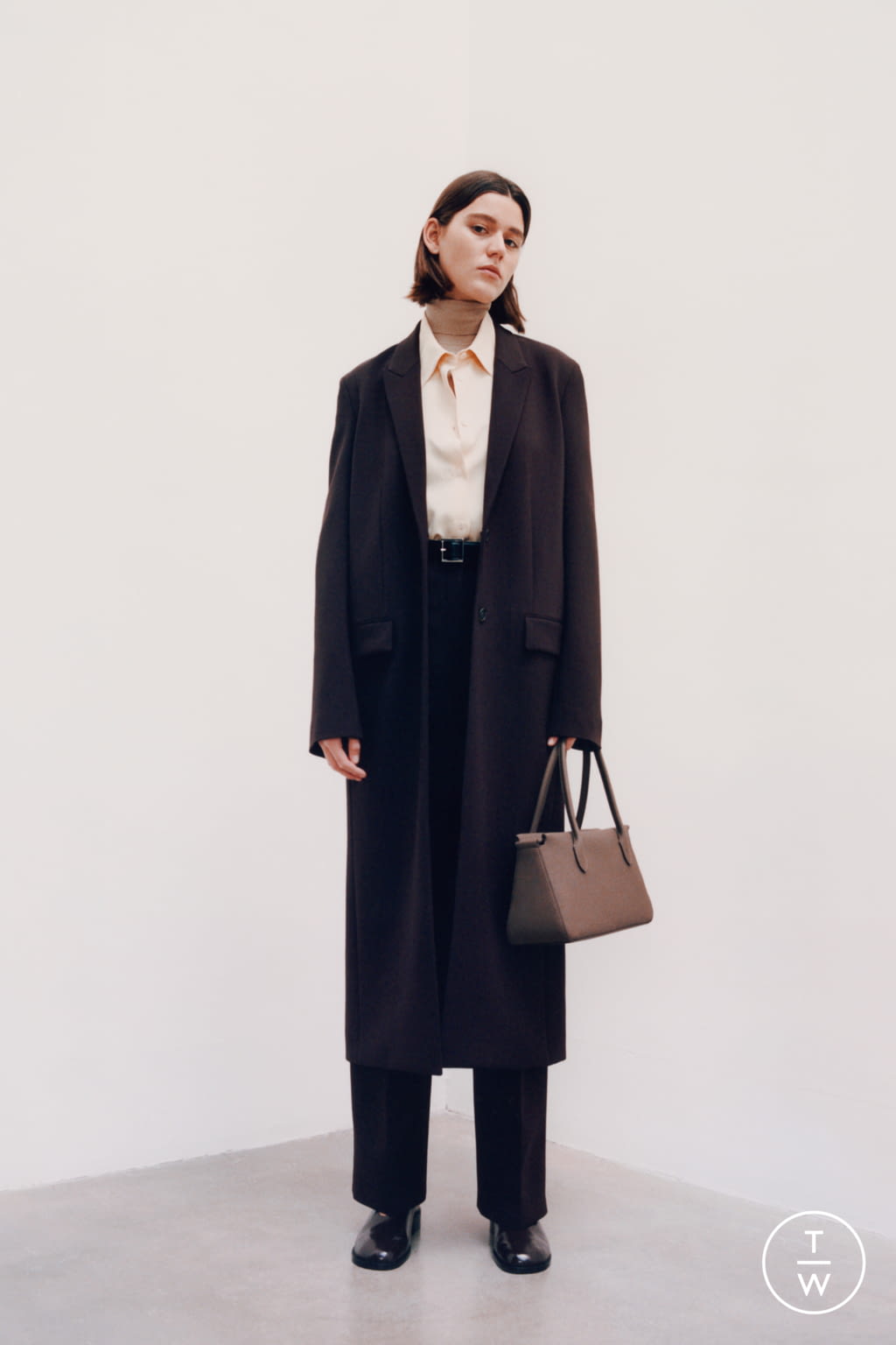 Fashion Week New York Fall/Winter 2021 look 20 from the The Row collection 女装