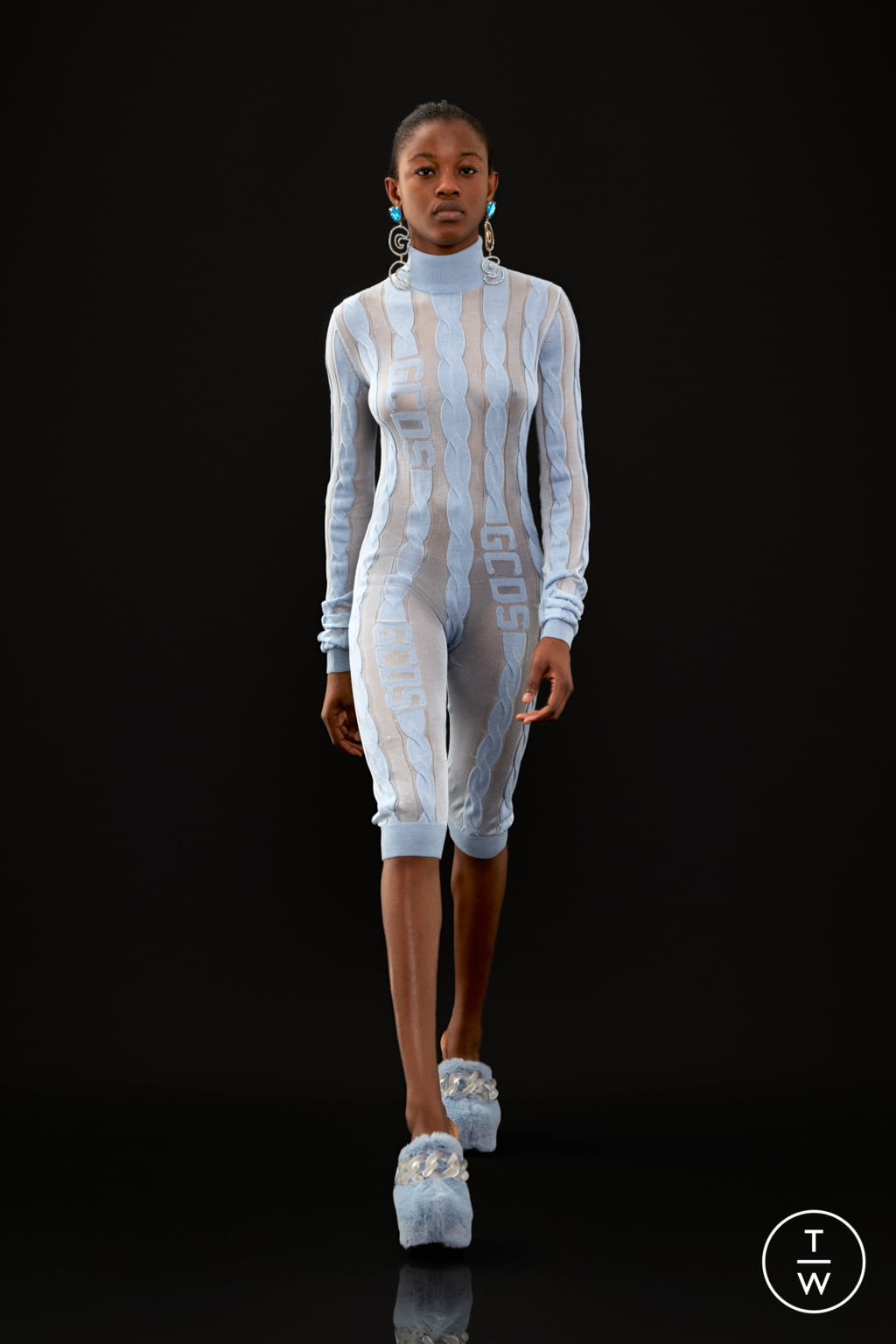 Fashion Week Milan Fall/Winter 2021 look 20 de la collection GCDS womenswear