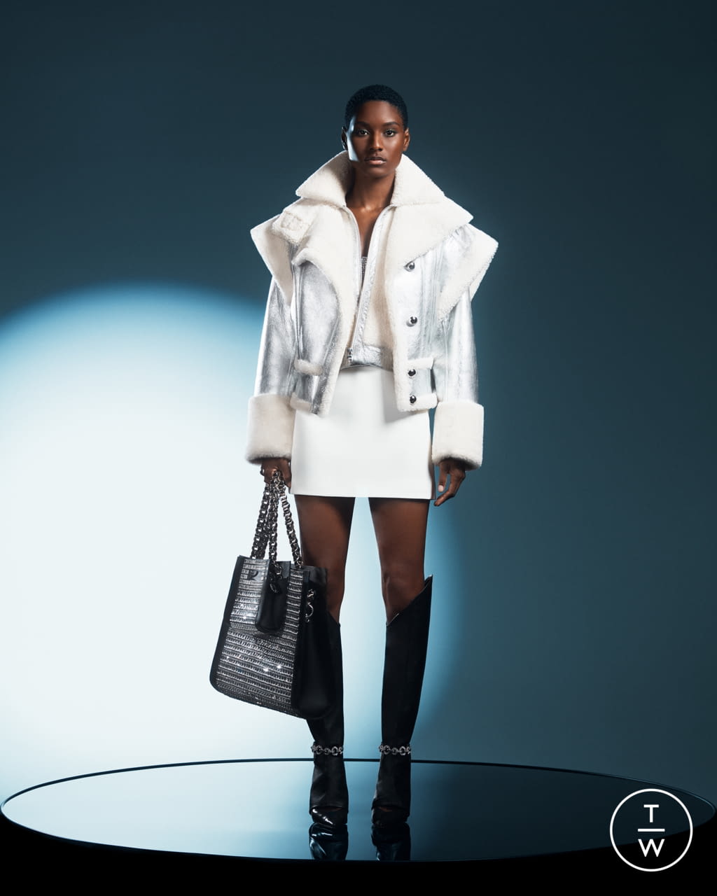 Fashion Week Paris Fall/Winter 2021 look 21 de la collection David Koma womenswear