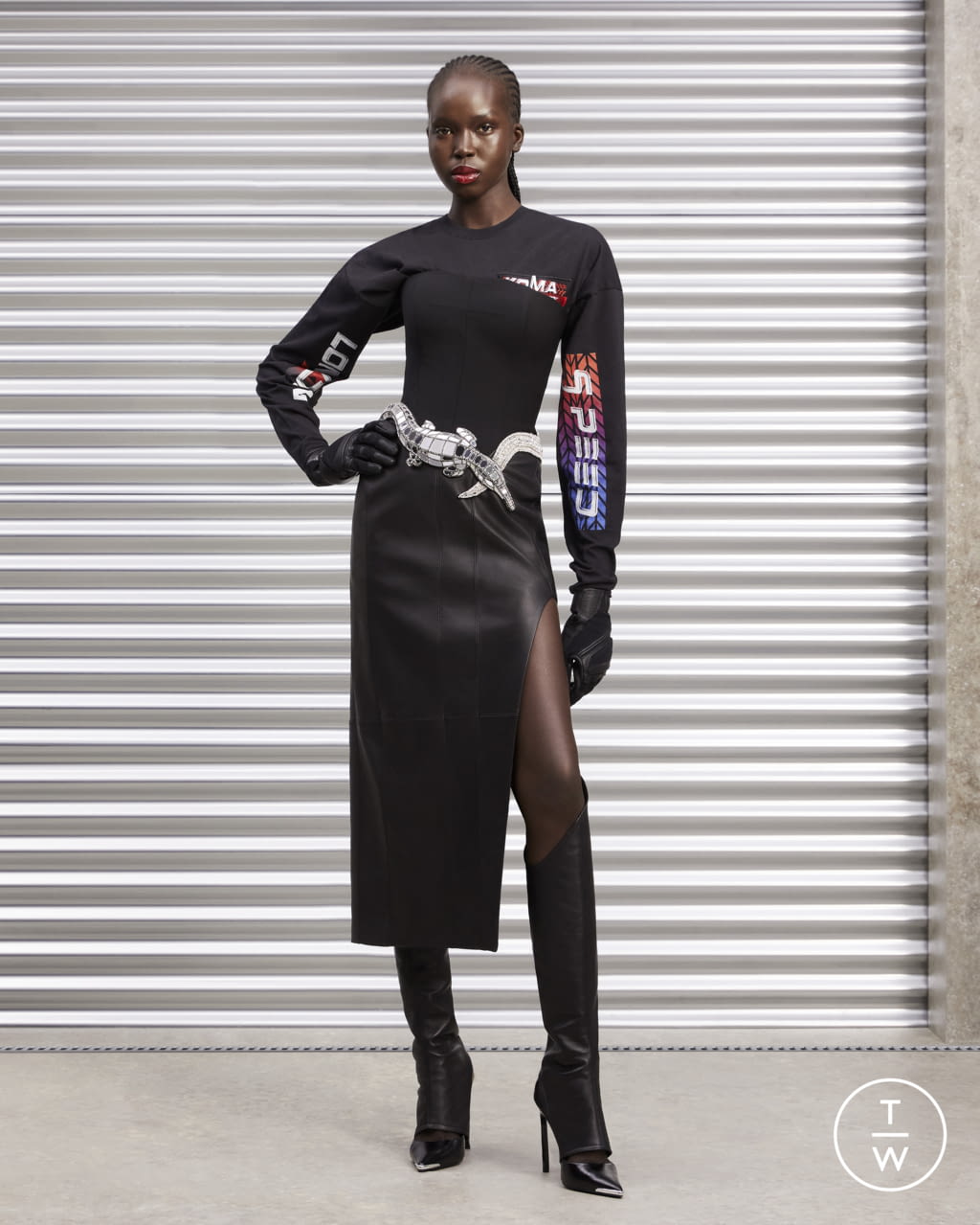 Fashion Week London Pre-Fall 2022 look 22 from the David Koma collection womenswear