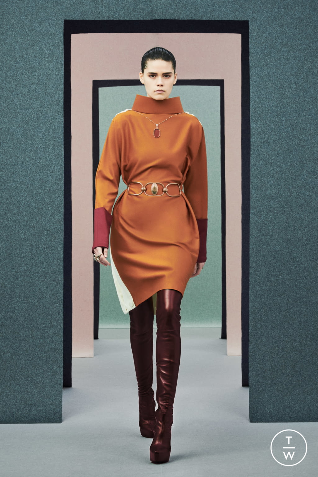 Fashion Week Milan Fall/Winter 2021 look 22 from the Ports 1961 collection womenswear