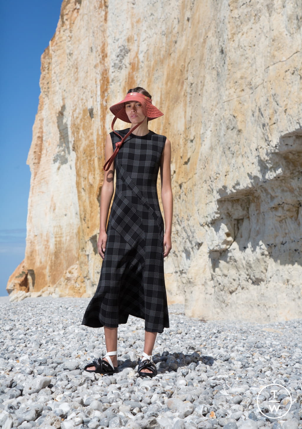 Fashion Week Paris Resort 2020 look 22 from the Cédric Charlier collection womenswear