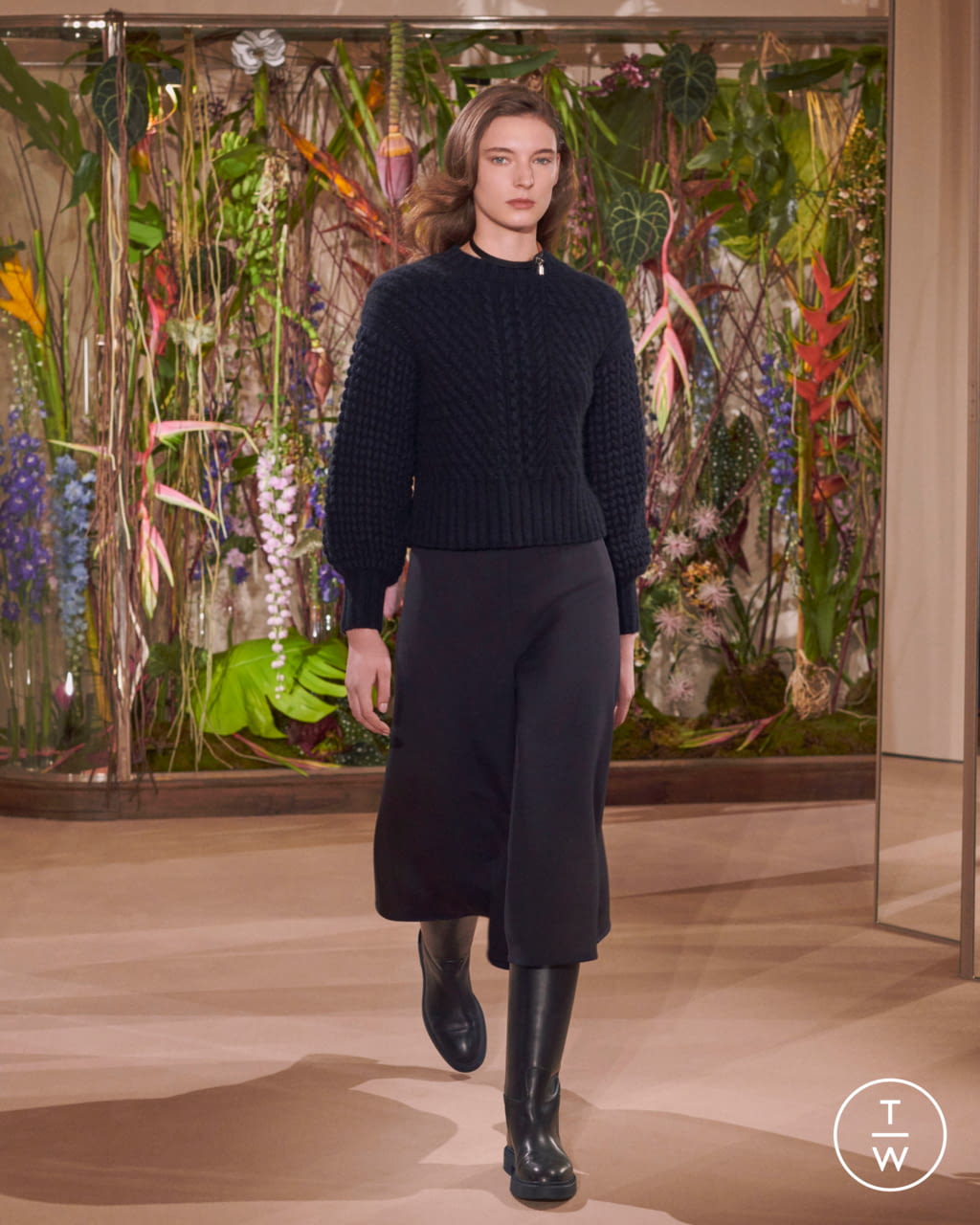 Fashion Week Paris Pre-Fall 2019 look 22 from the Hermès collection 女装