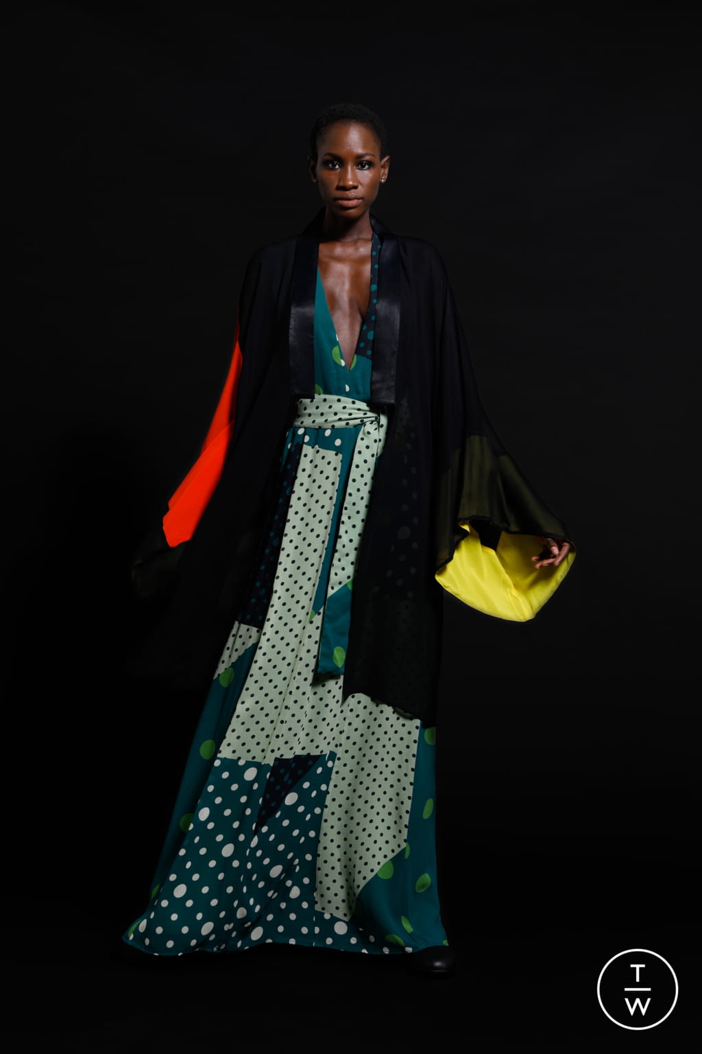 Fashion Week Paris Fall/Winter 2021 look 25 de la collection Mimi Liberté by Michel Klein womenswear
