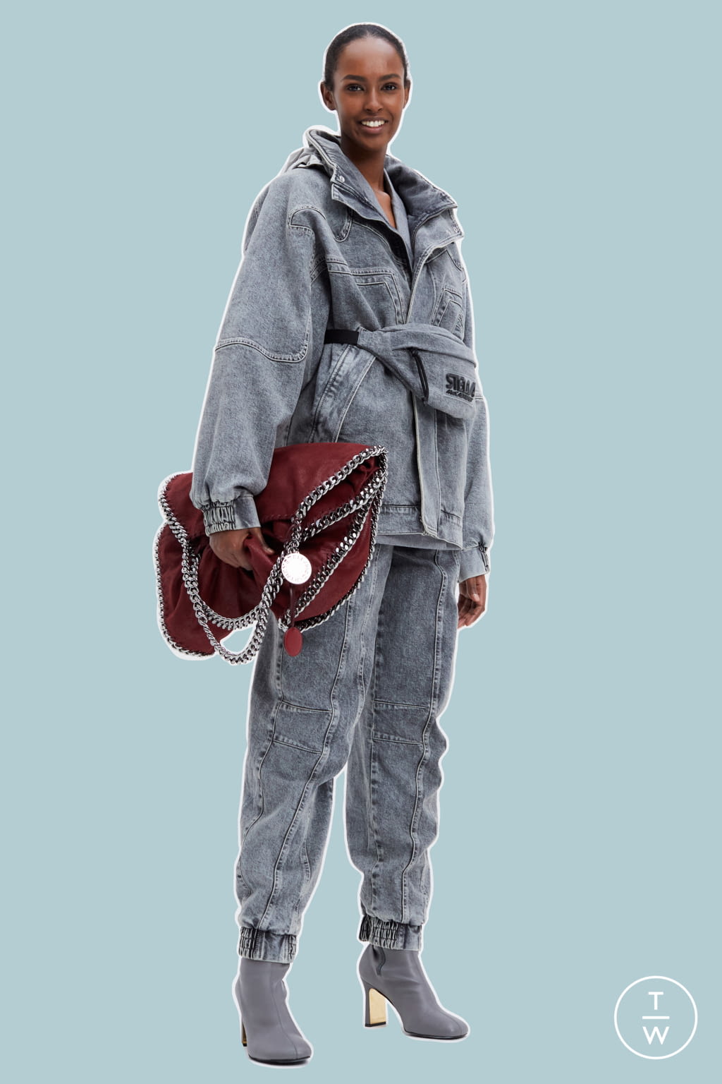 Fashion Week Paris Pre-Fall 2021 look 25 from the Stella McCartney collection womenswear