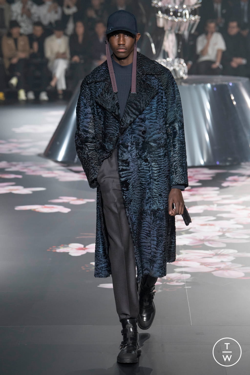 Fashion Week New York Pre-Fall 2019 look 26 from the Dior Homme collection menswear