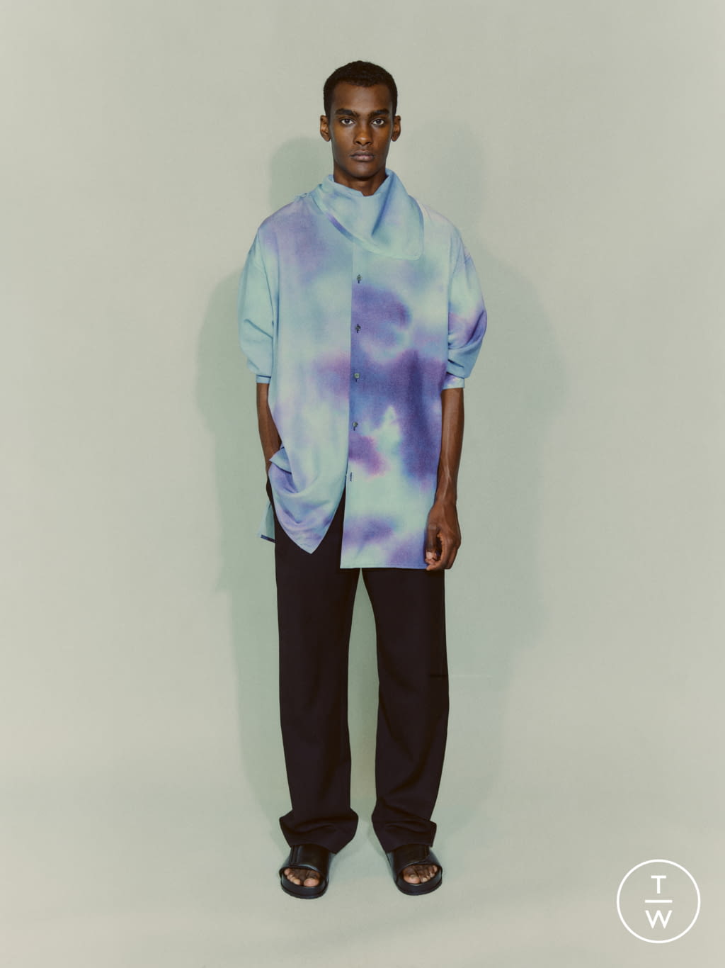 Fashion Week Paris Spring/Summer 2022 look 27 from the OAMC collection 男装