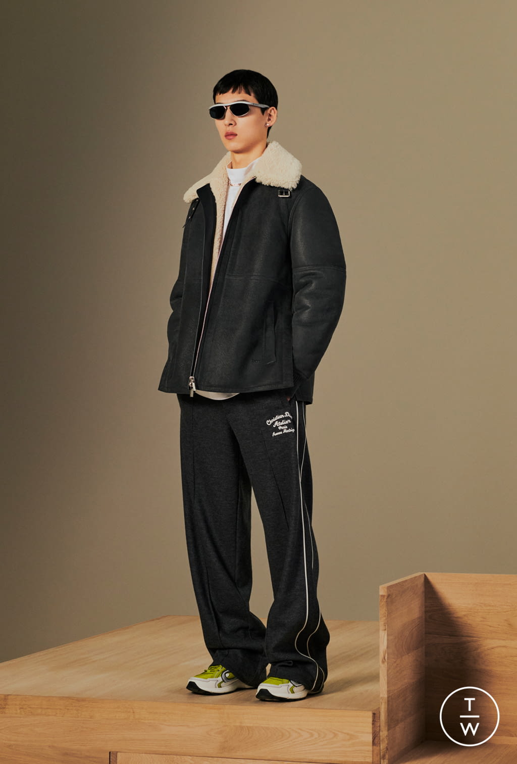 Fashion Week Paris Resort 2022 look 27 from the Dior Men collection menswear