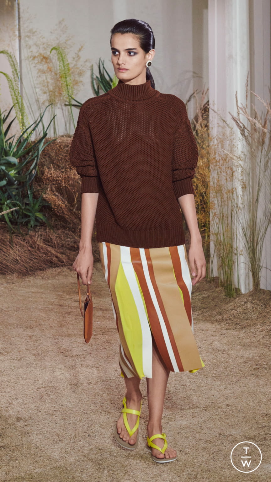 Fashion Week Paris Resort 2019 look 27 from the Hermès collection 女装