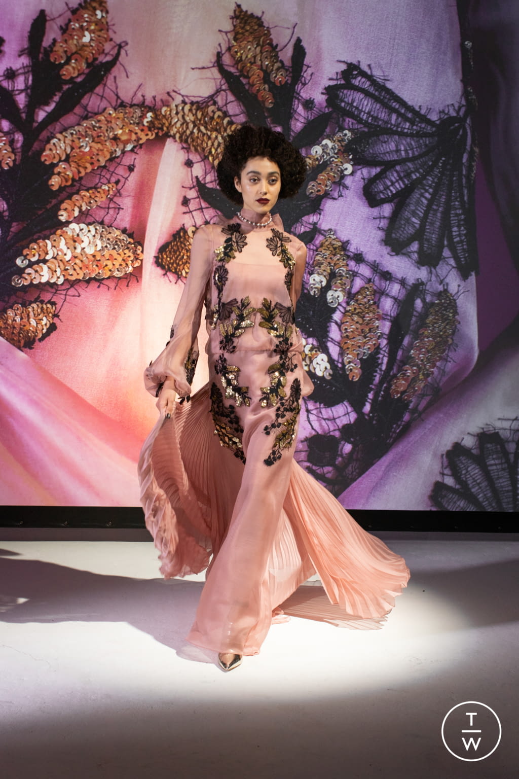 Fashion Week New York Fall/Winter 2021 look 28 de la collection Bibhu Mohapatra womenswear