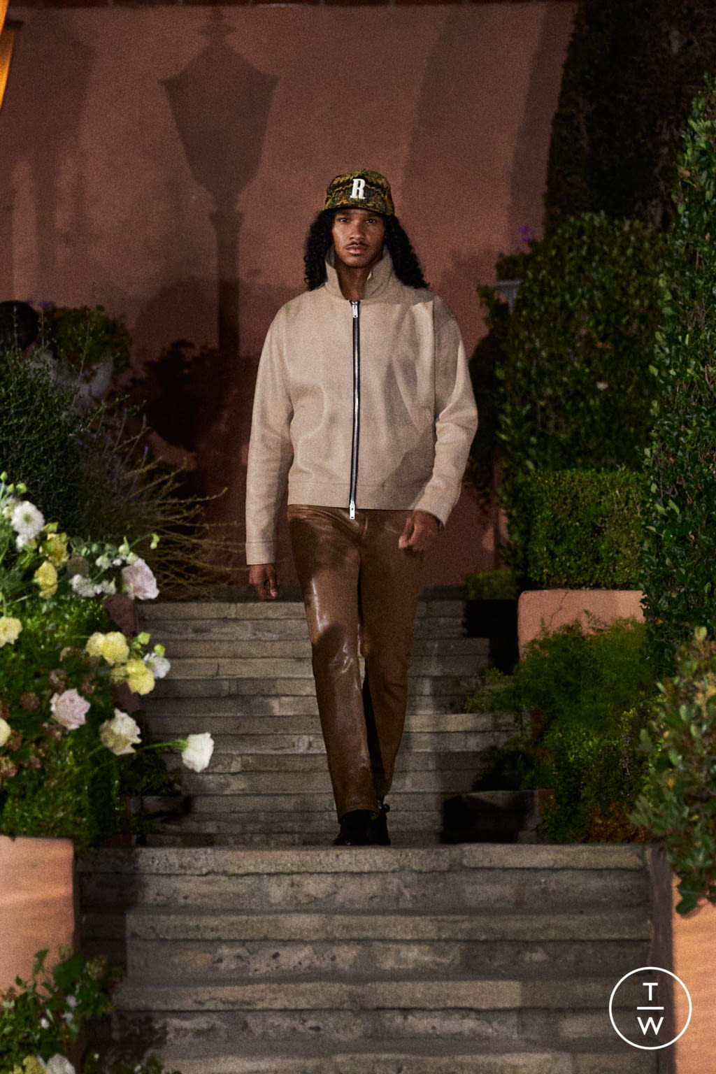 Fashion Week Paris Spring/Summer 2022 look 29 from the Rhude collection menswear
