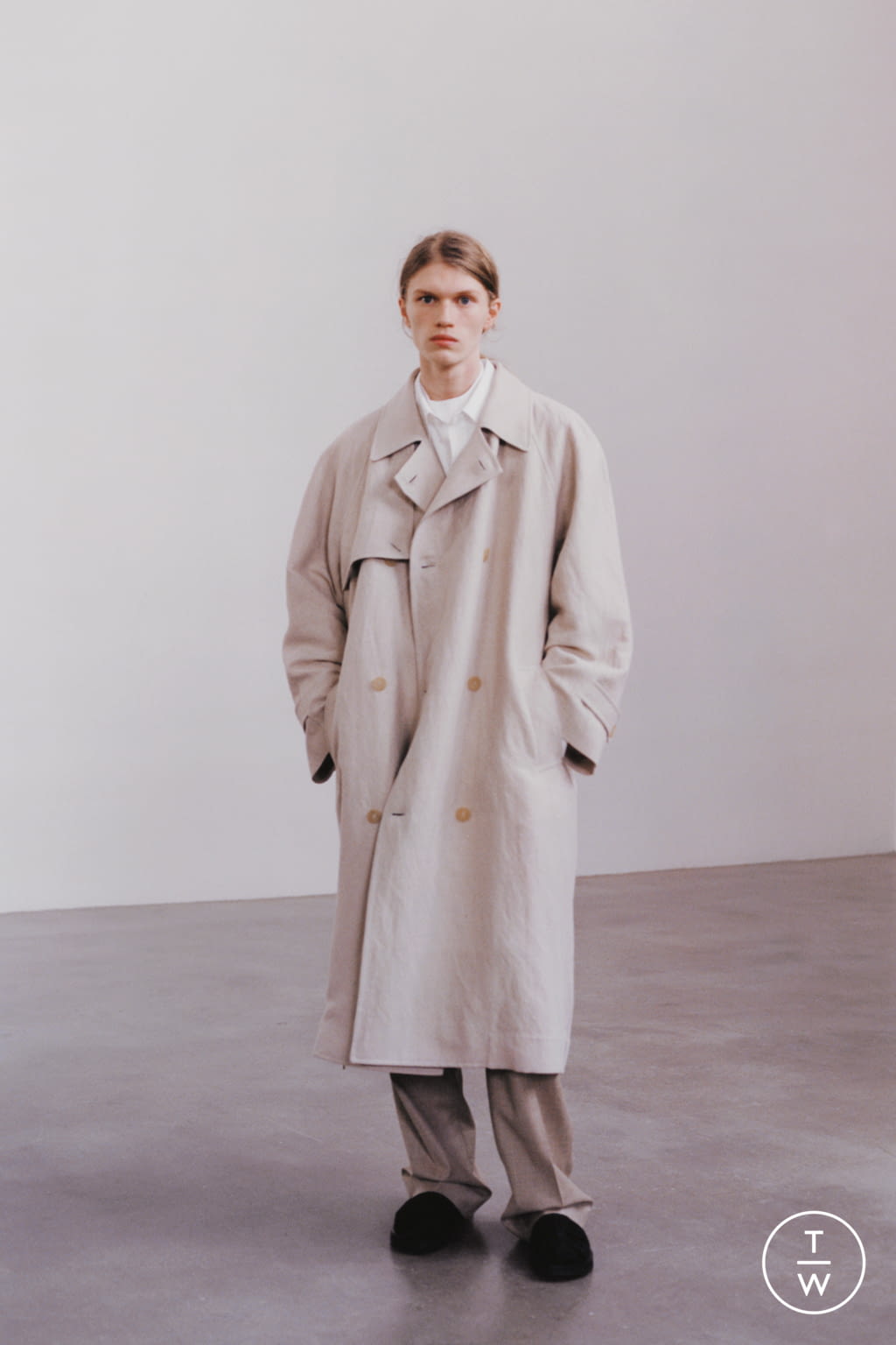 Fashion Week New York Fall/Winter 2021 look 30 from the The Row collection 女装