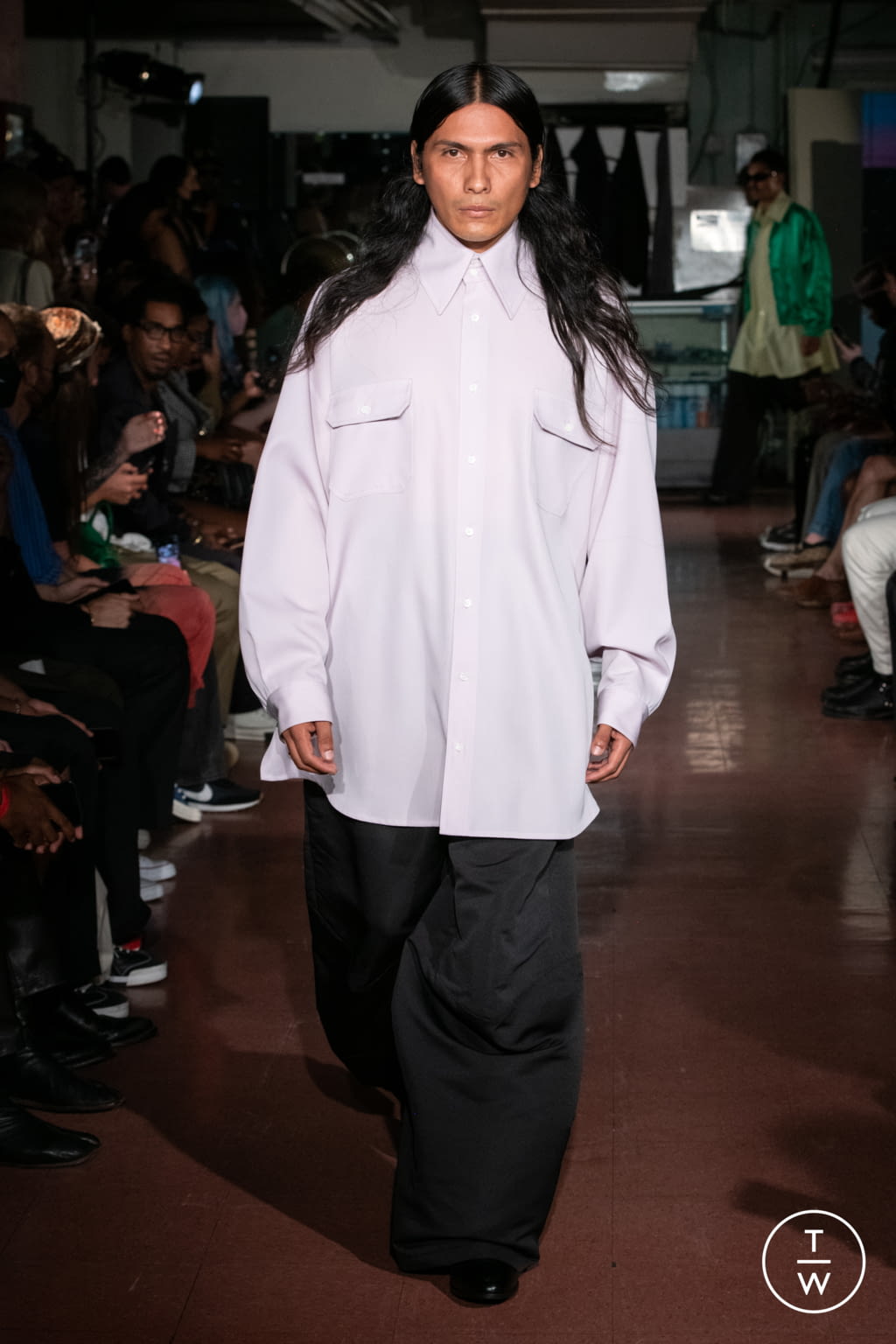 Fashion Week New York Spring/Summer 2022 look 29 de la collection Willy Chavarria menswear