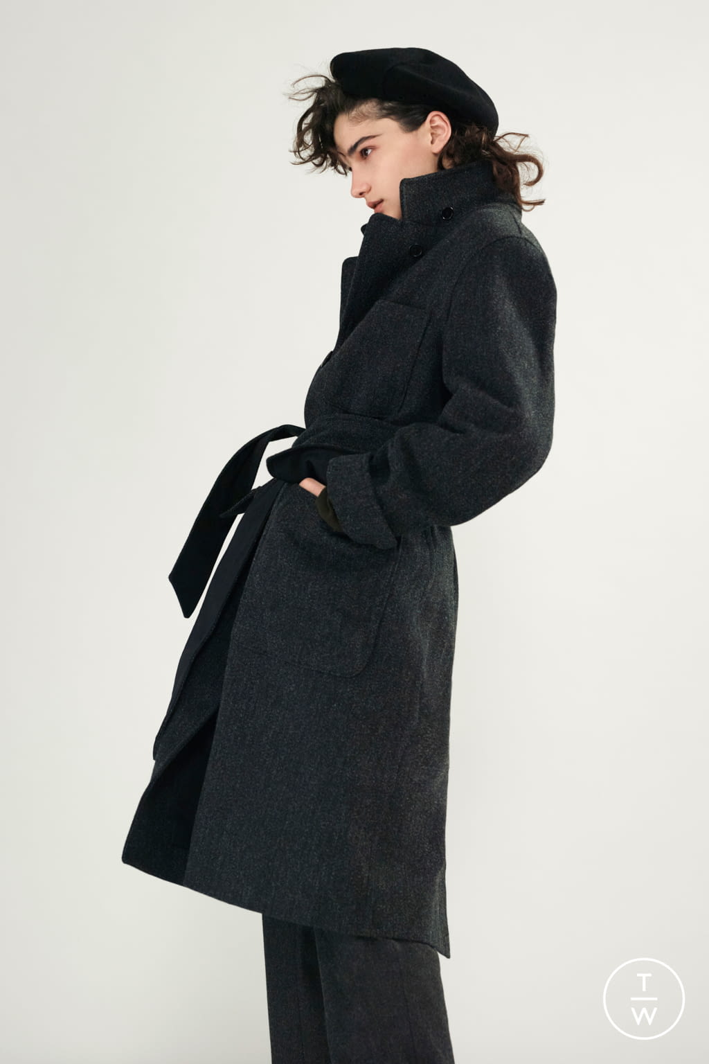 Fashion Week London Fall/Winter 2021 look 3 from the Margaret Howell collection womenswear