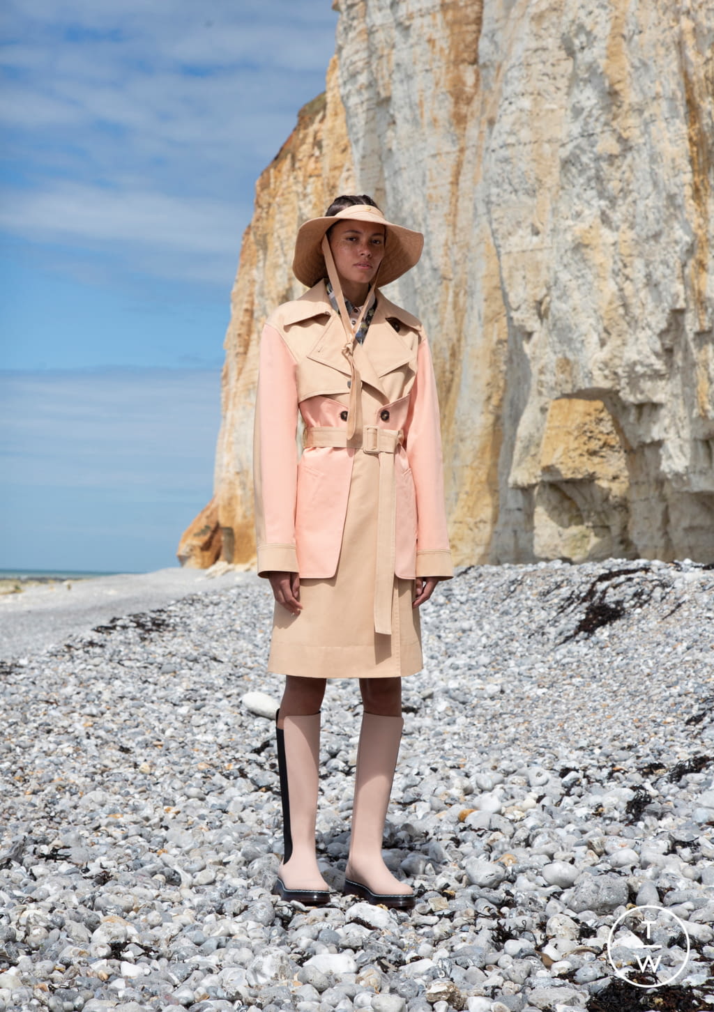 Fashion Week Paris Resort 2020 look 3 from the Cédric Charlier collection 女装