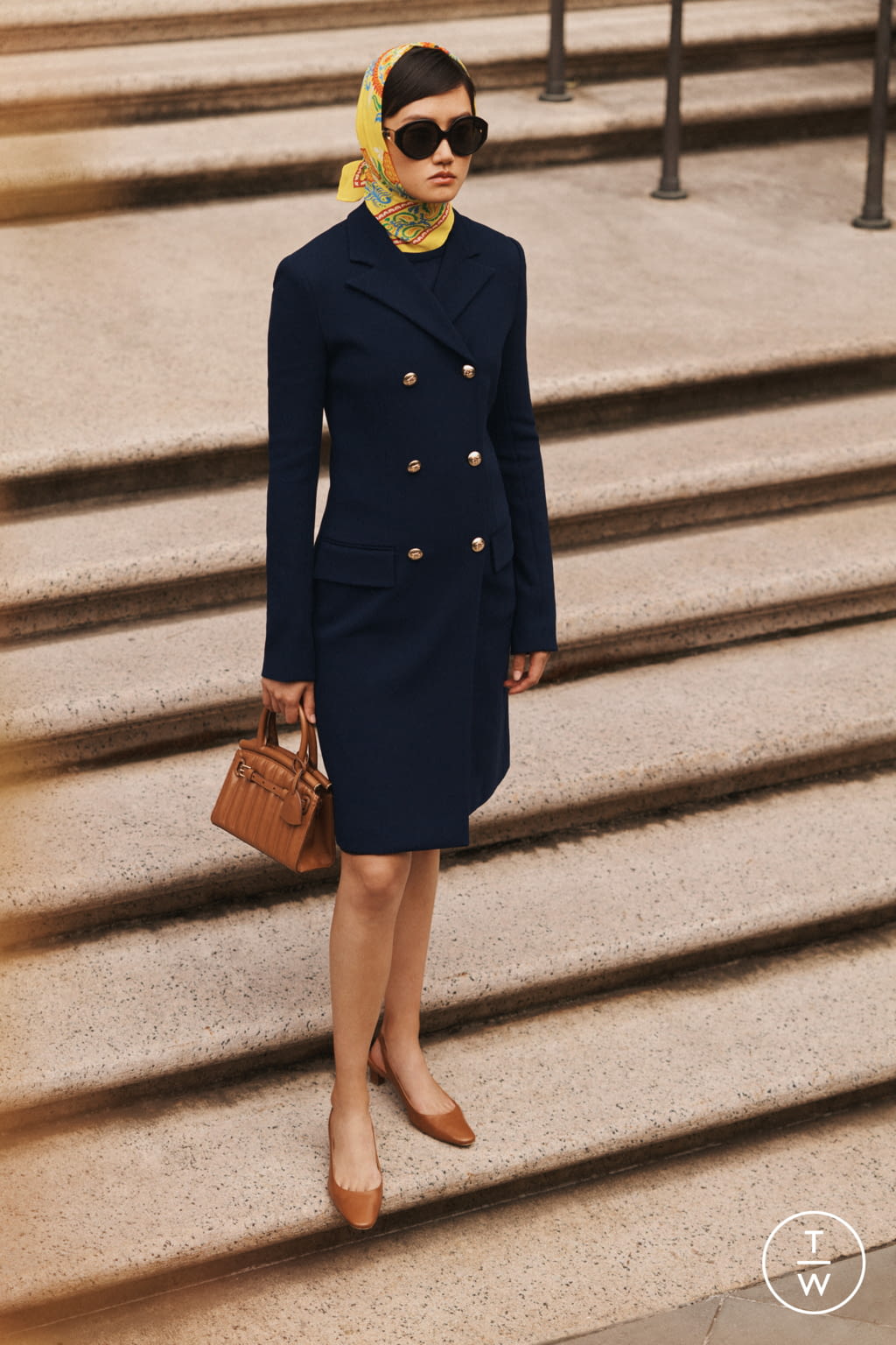 Fashion Week New York Resort 2022 look 3 from the Ralph Lauren collection 女装