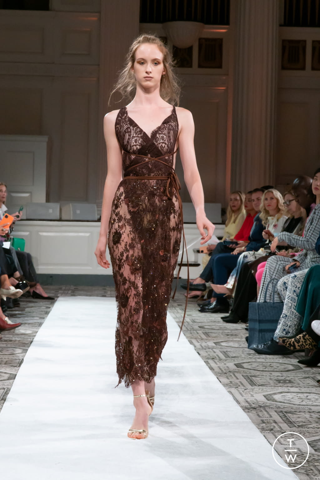 Fashion Week New York Spring/Summer 2022 look 30 de la collection Frederick Anderson womenswear