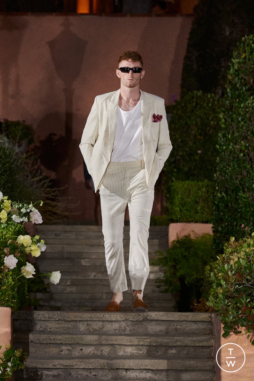 Fashion Week Paris Spring/Summer 2022 look 31 from the Rhude collection menswear