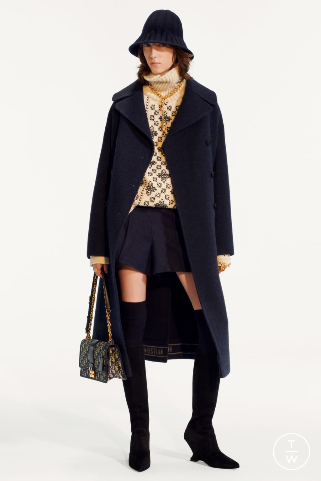 Fashion Week Paris Pre-Fall 2019 look 32 from the Christian Dior collection womenswear