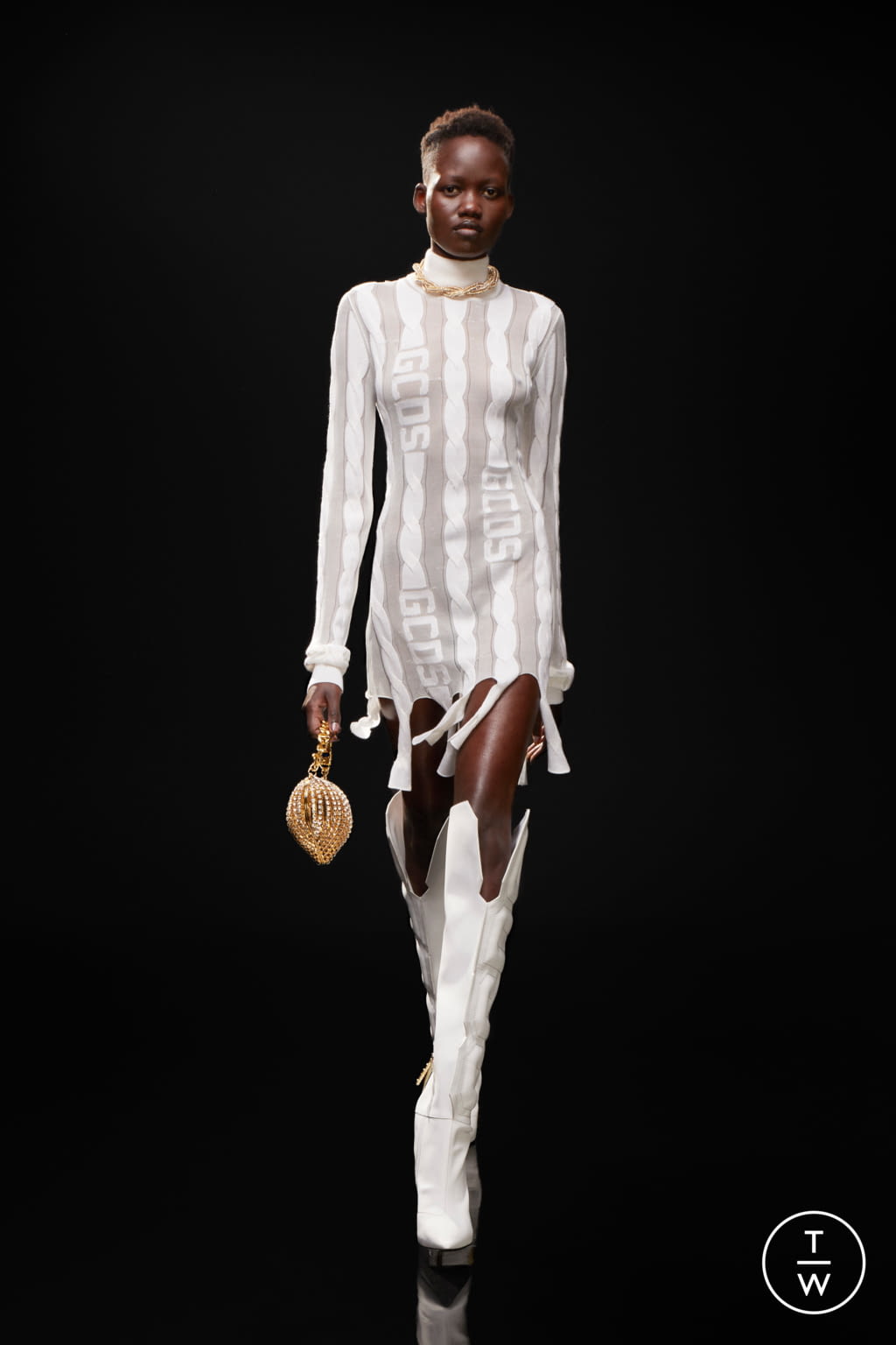 Fashion Week Milan Fall/Winter 2021 look 31 de la collection GCDS womenswear