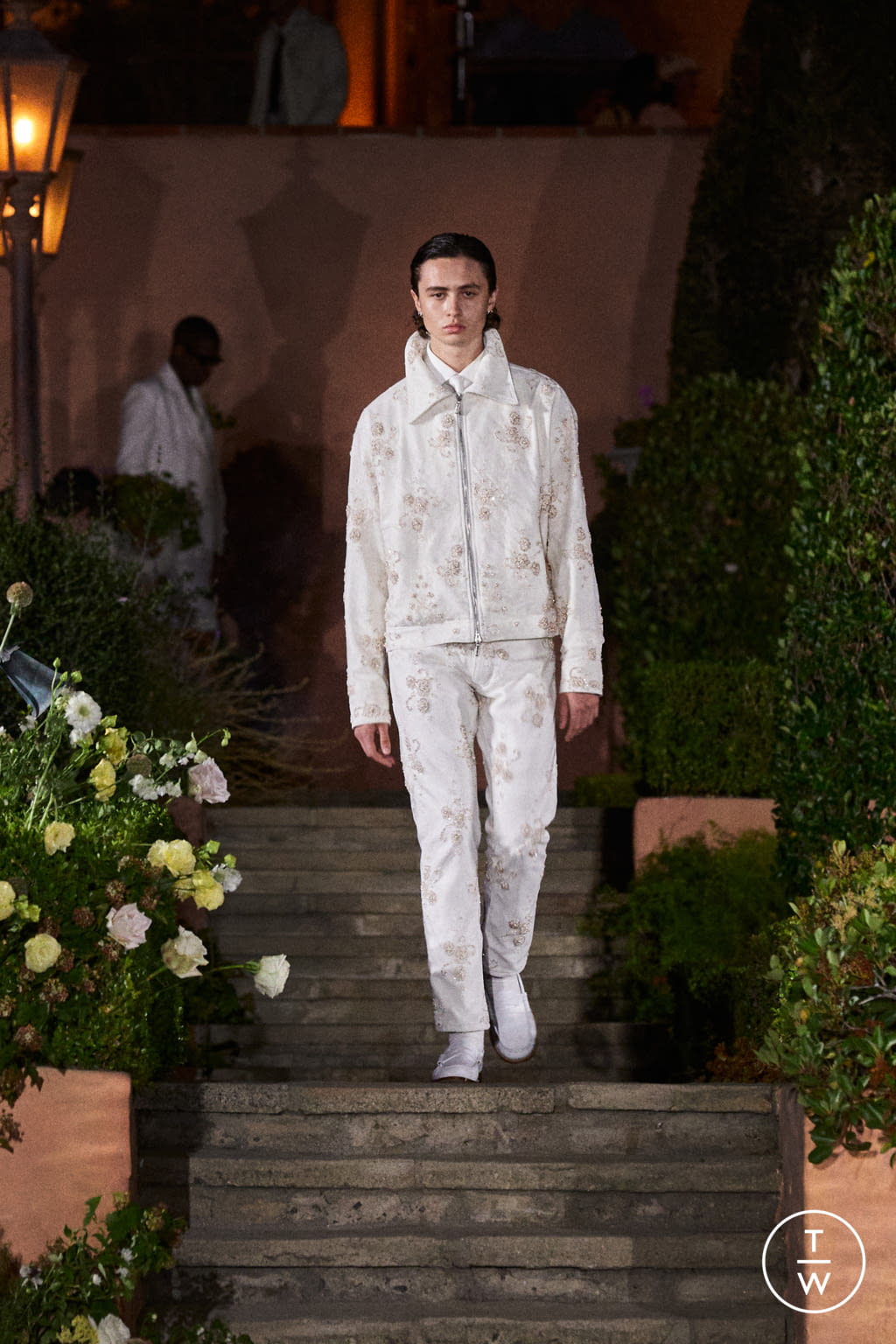 Fashion Week Paris Spring/Summer 2022 look 33 from the Rhude collection menswear
