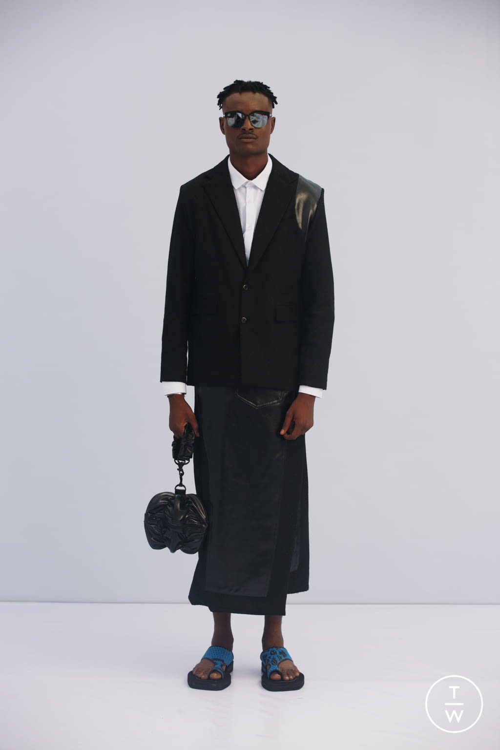 Fashion Week Milan Spring/Summer 2022 look 32 de la collection Tokyo James menswear
