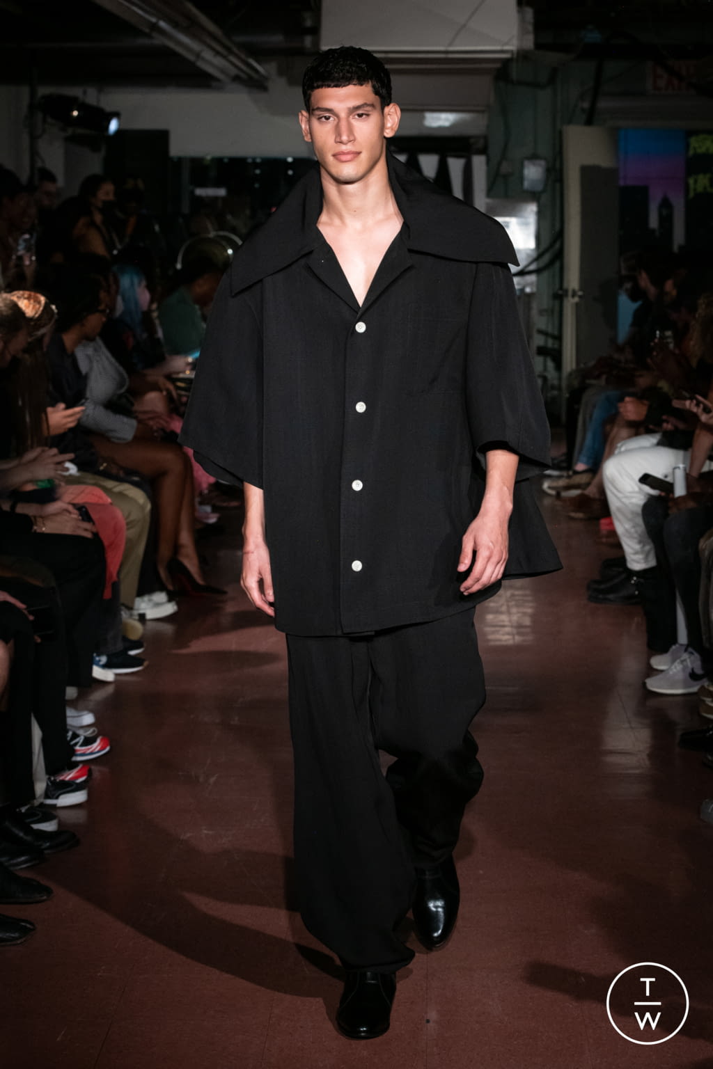 Fashion Week New York Spring/Summer 2022 look 33 de la collection Willy Chavarria menswear