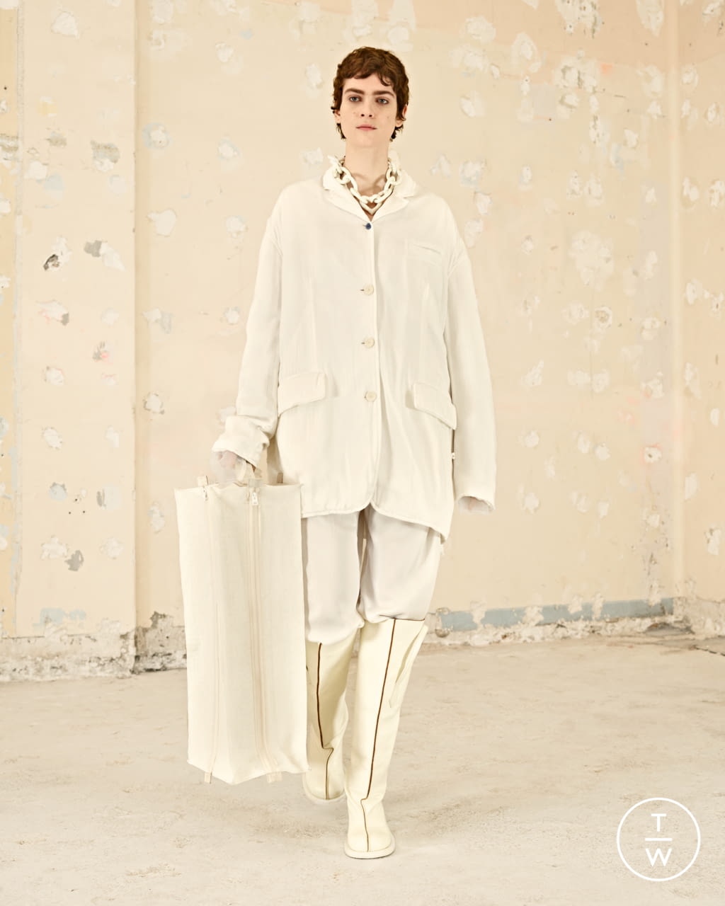 Fashion Week Paris Fall/Winter 2021 look 34 de la collection Acne Studios womenswear