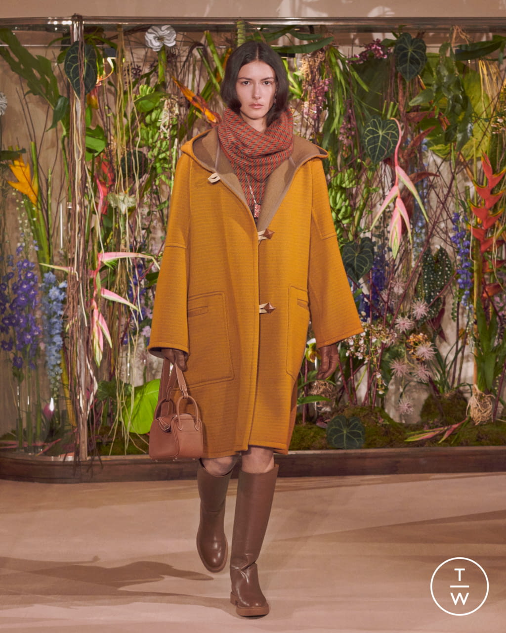 Fashion Week Paris Pre-Fall 2019 look 36 from the Hermès collection womenswear