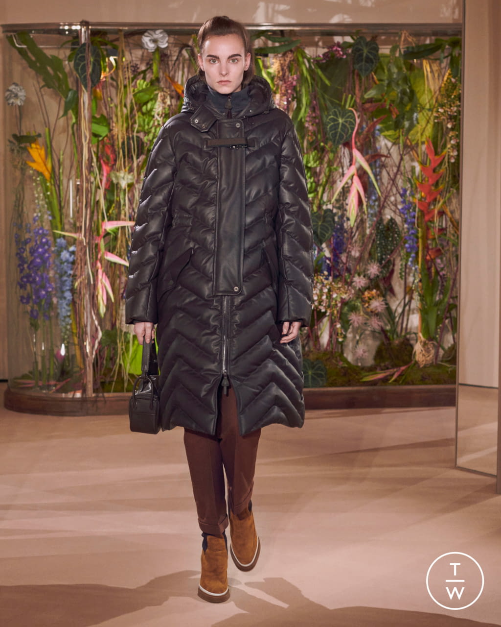 Fashion Week Paris Pre-Fall 2019 look 37 from the Hermès collection womenswear