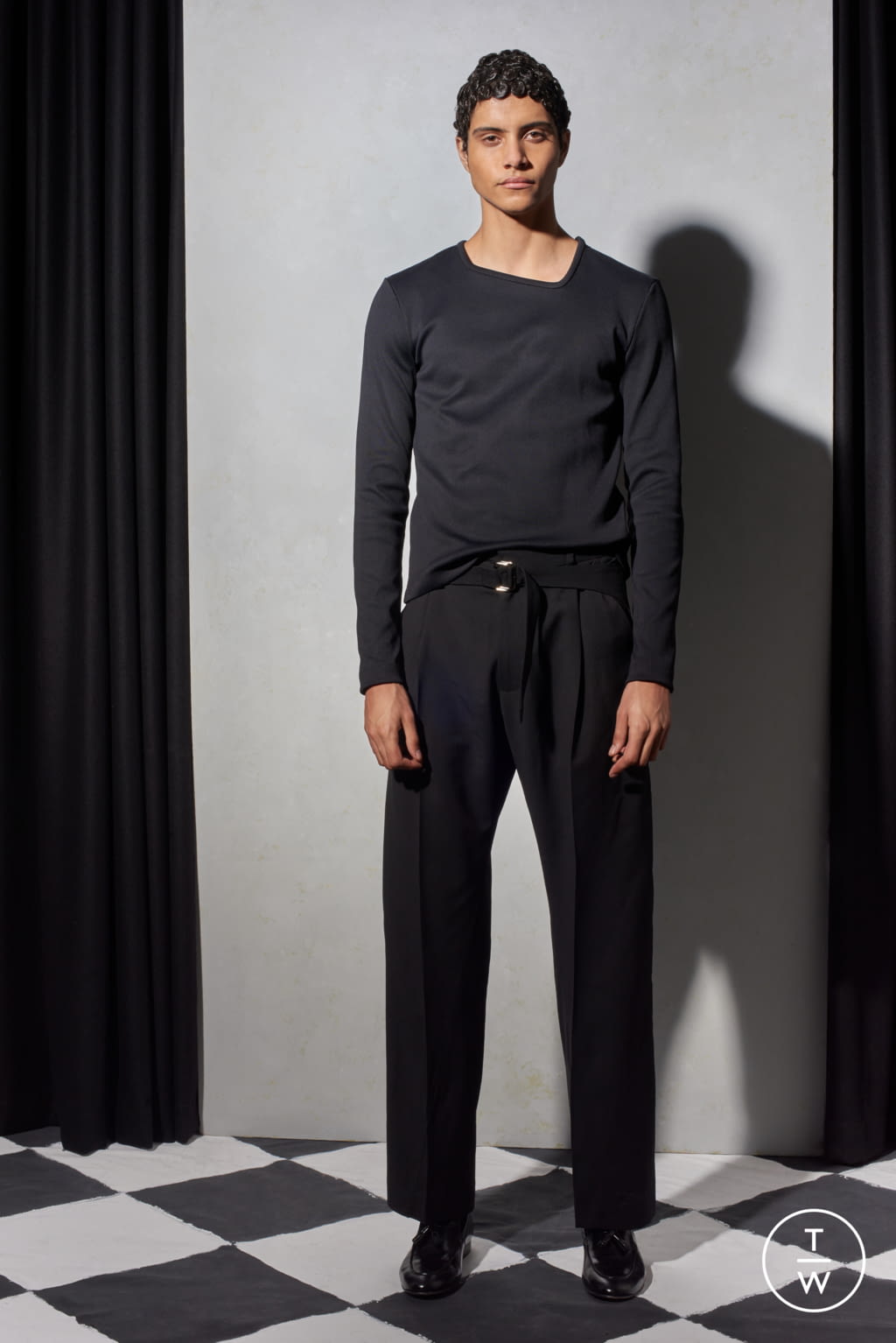 Fashion Week London Fall/Winter 2021 look 4 from the Bianca Saunders collection menswear