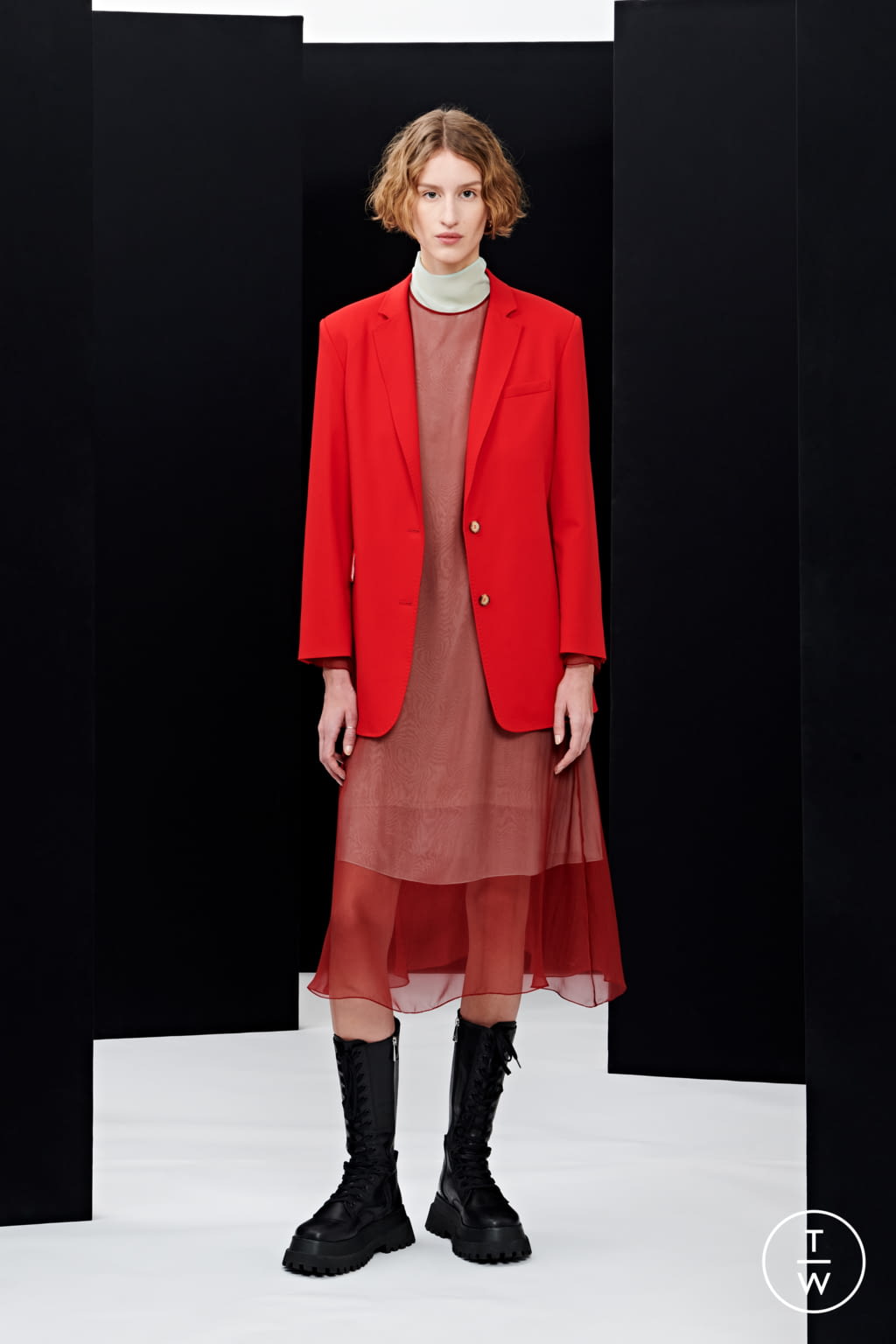 Fashion Week Paris Pre-Fall 2021 look 4 from the Nehera collection 女装