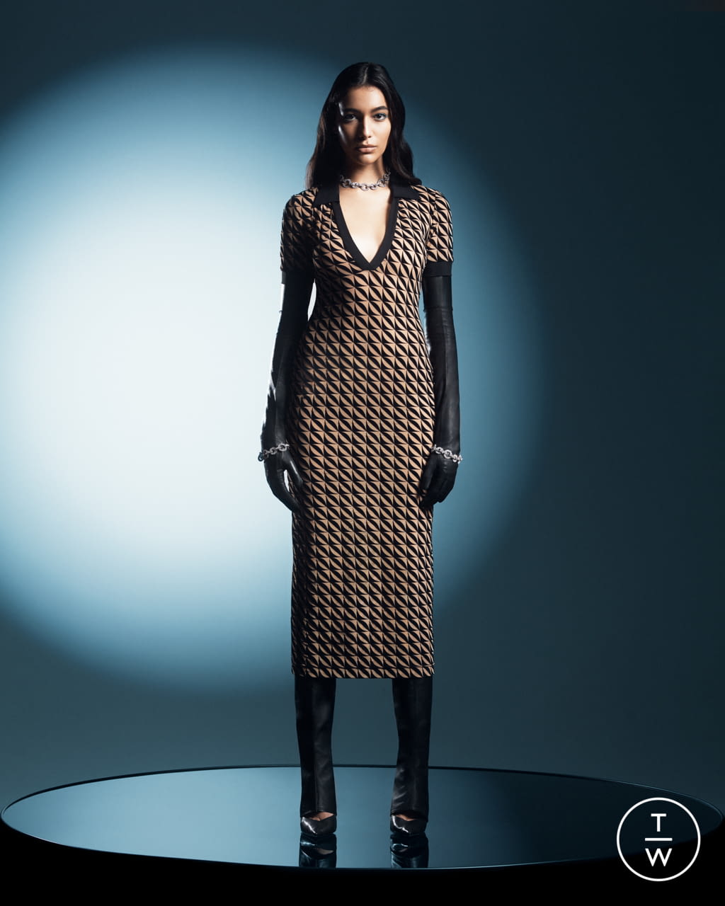 Fashion Week Paris Fall/Winter 2021 look 4 de la collection David Koma womenswear