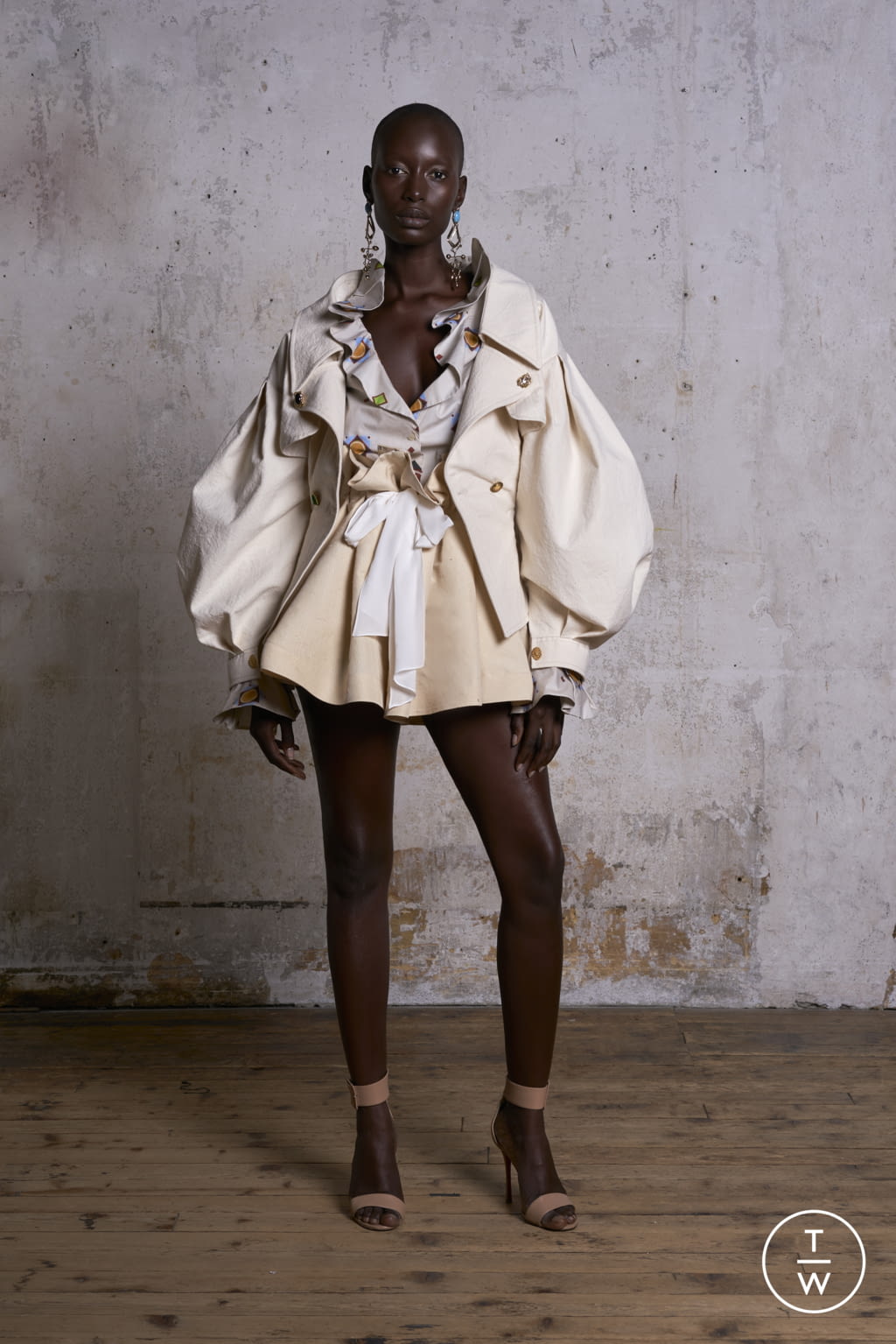 Fashion Week Paris Spring/Summer 2022 look 3 from the Alexandre Blanc collection womenswear