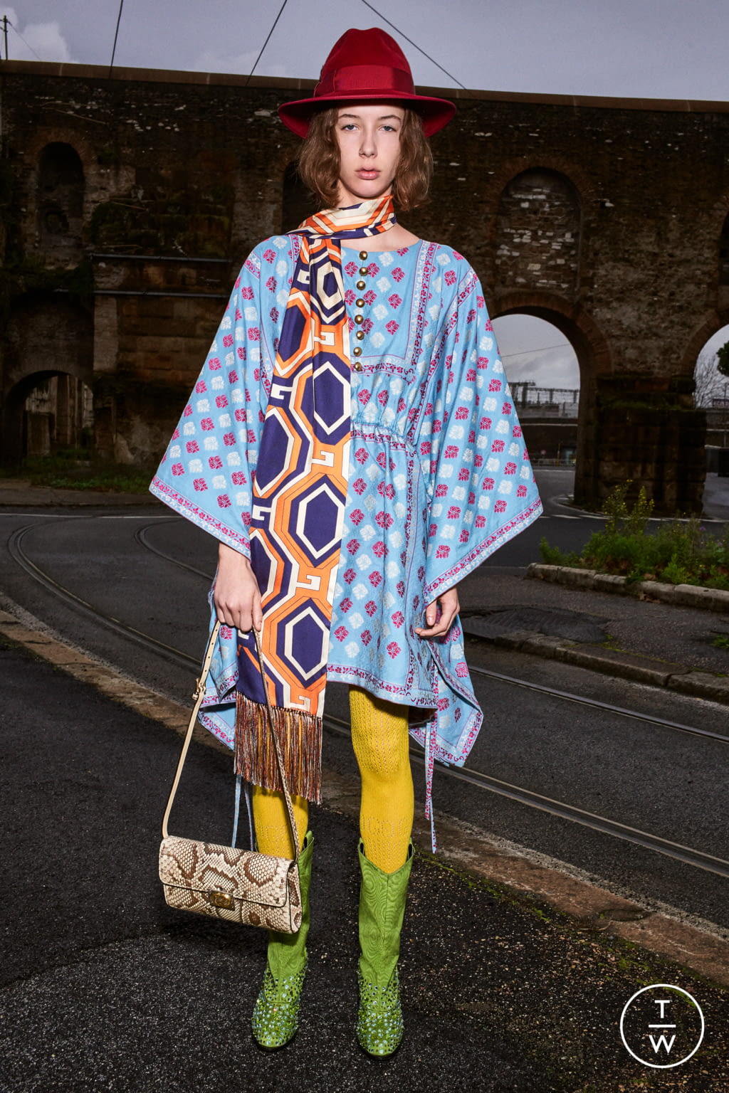 Fashion Week Milan Pre-Fall 2020 look 39 from the Gucci collection 女装