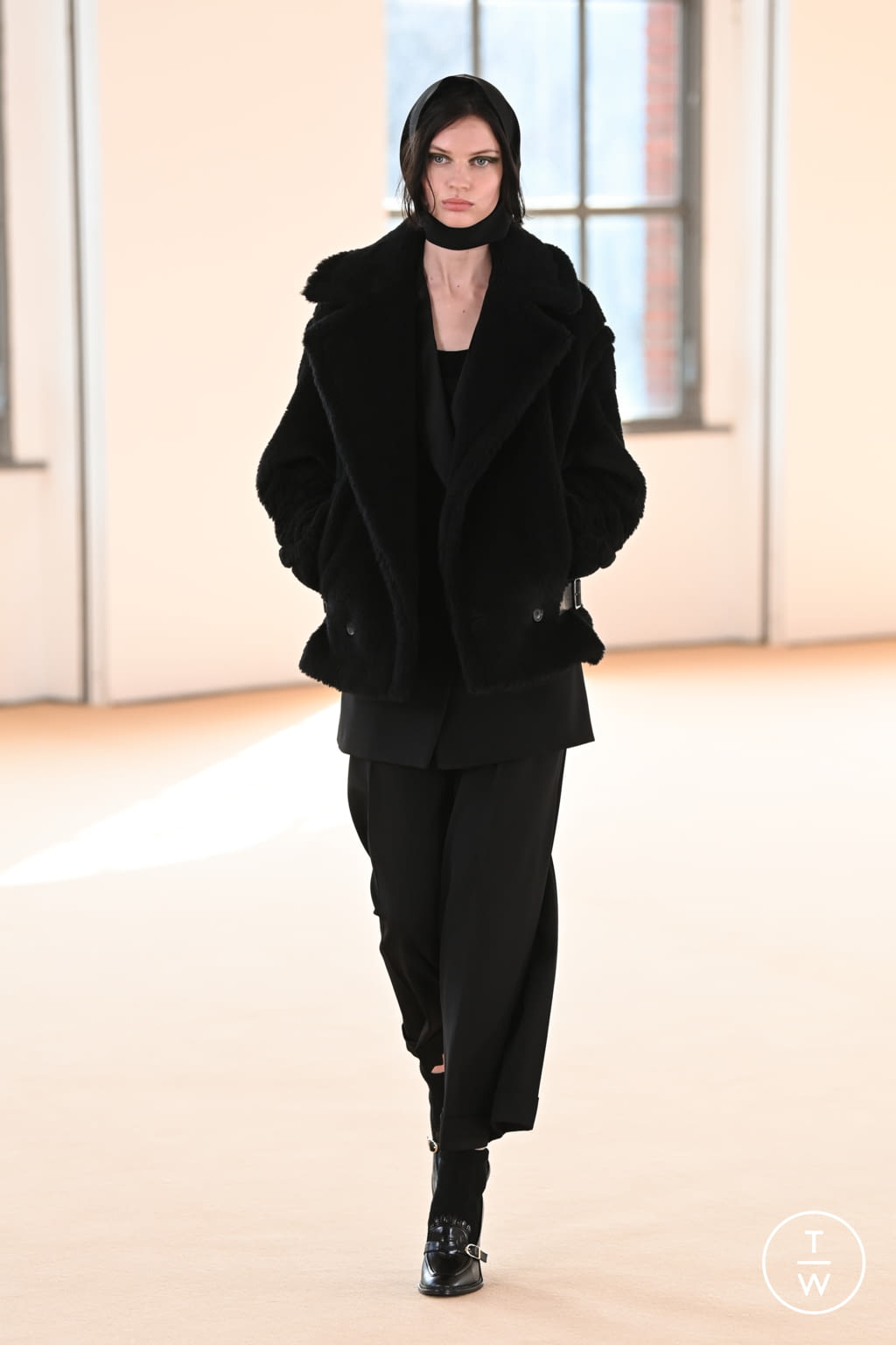 Fashion Week Milan Fall/Winter 2021 look 40 de la collection Max Mara womenswear