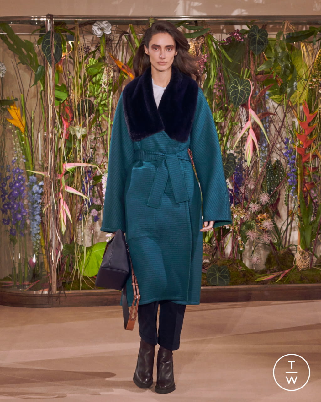 Fashion Week Paris Pre-Fall 2019 look 40 from the Hermès collection womenswear