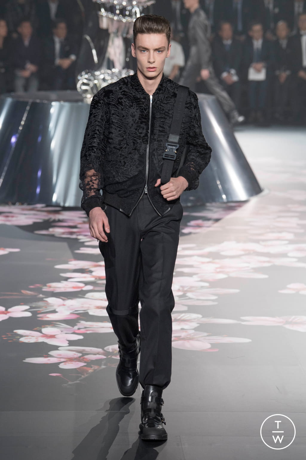 Fashion Week New York Pre-Fall 2019 look 41 from the Dior Men collection menswear