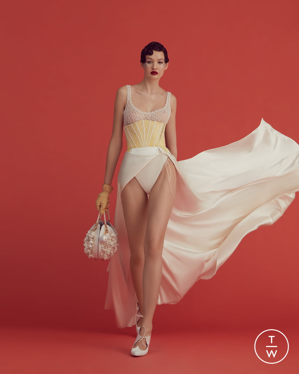 Fashion Week Paris Spring/Summer 2022 look 43 from the Ulyana Sergeenko collection couture